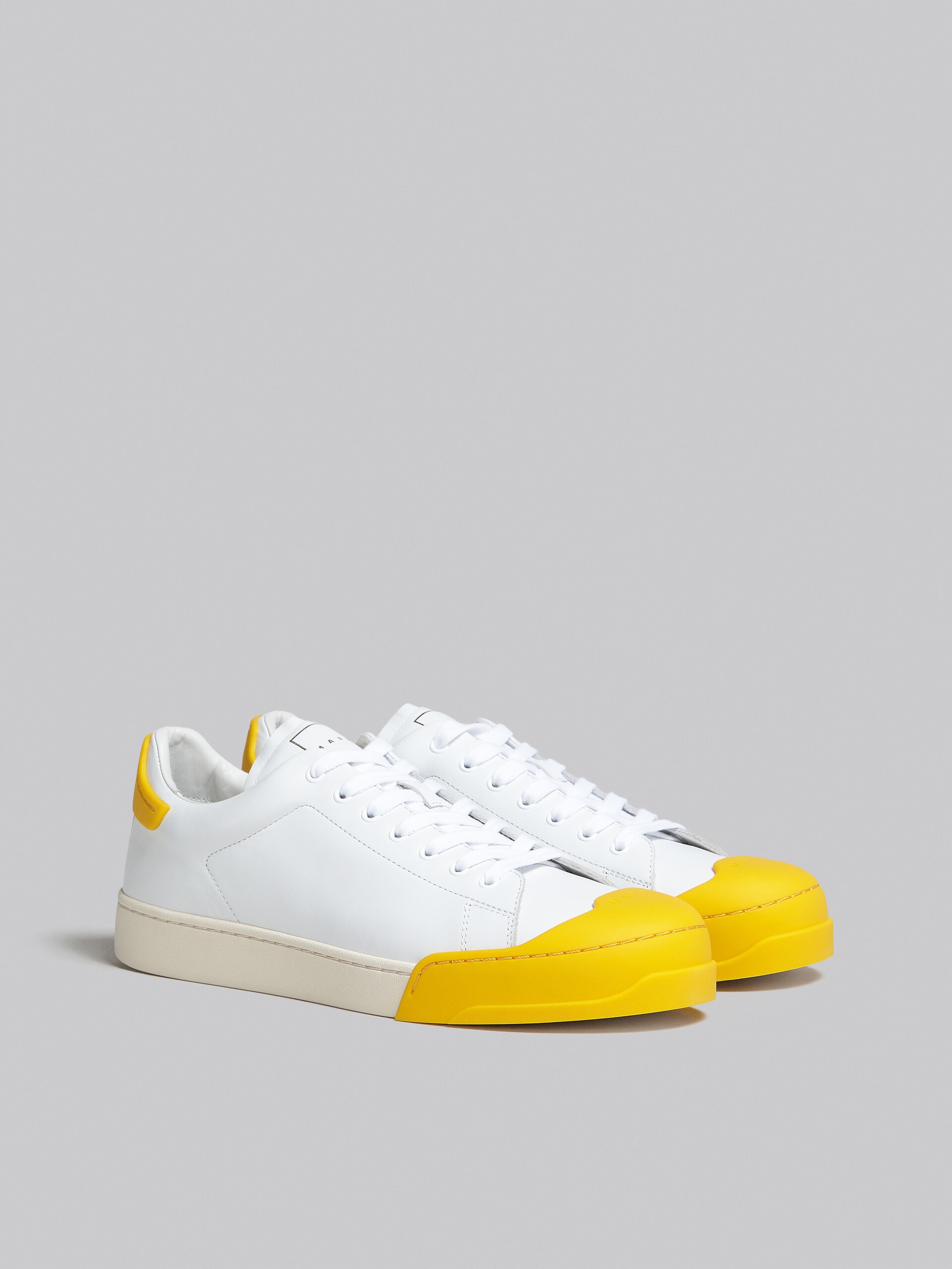【Marni】Dada Bumber Sneakers スニーカー☆関税送料込み Marni DADA BUMPER SNEAKER IN WHITE AND YELLOW LEATHER