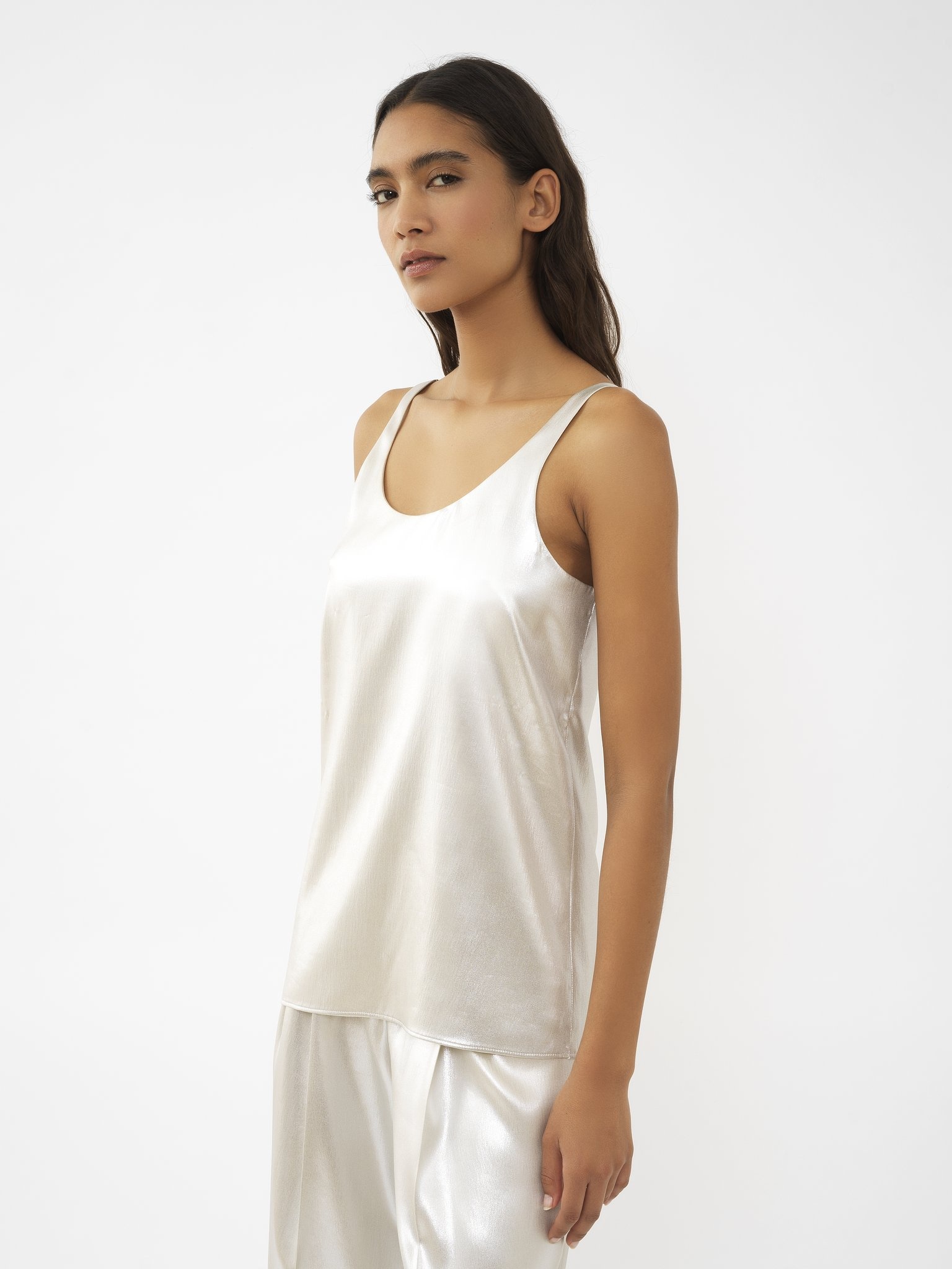 SCOOP-NECK TANK TOP - 4
