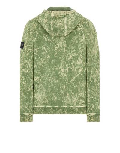 Stone Island 61338 COTTON FLEECE + OFF-DYE OVD TREATMENT_ GARMENT DYED OLIVE GREEN outlook