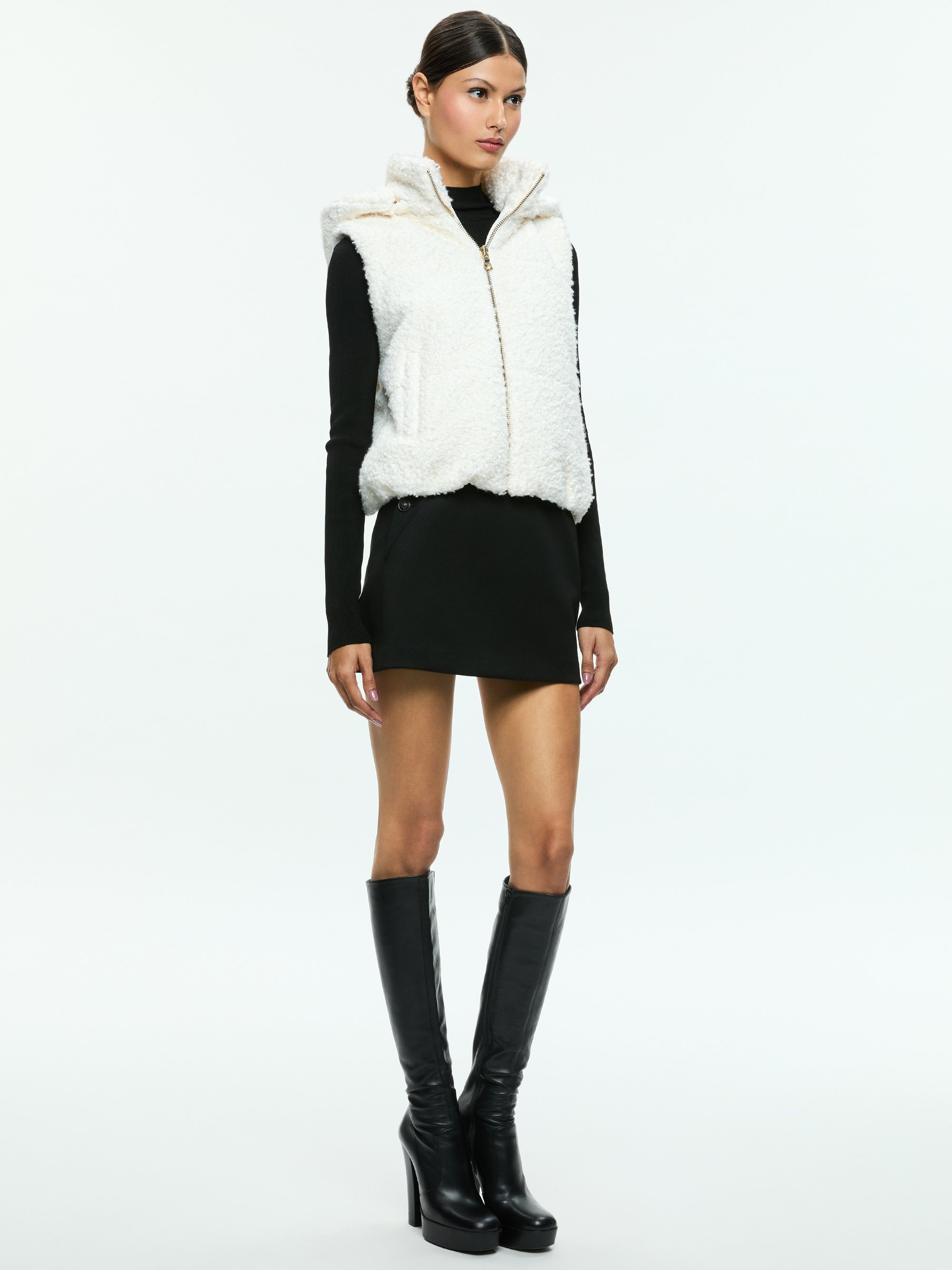 ROBENA TEDDY PUFFER VEST WITH DETACHABLE HOOD - 3