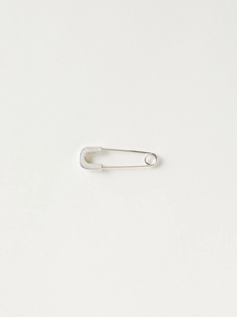 SAFETY PIN PIERCE - 1