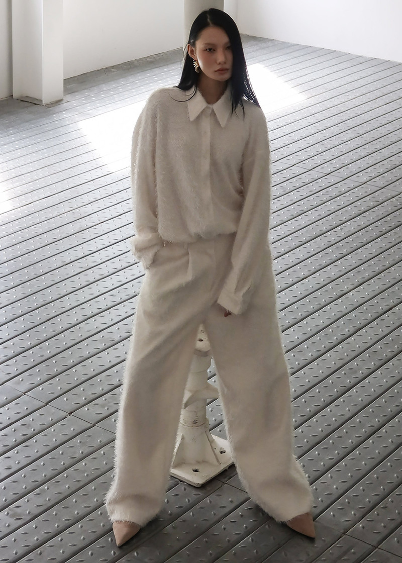 Melker Furry Pants - Off White 10