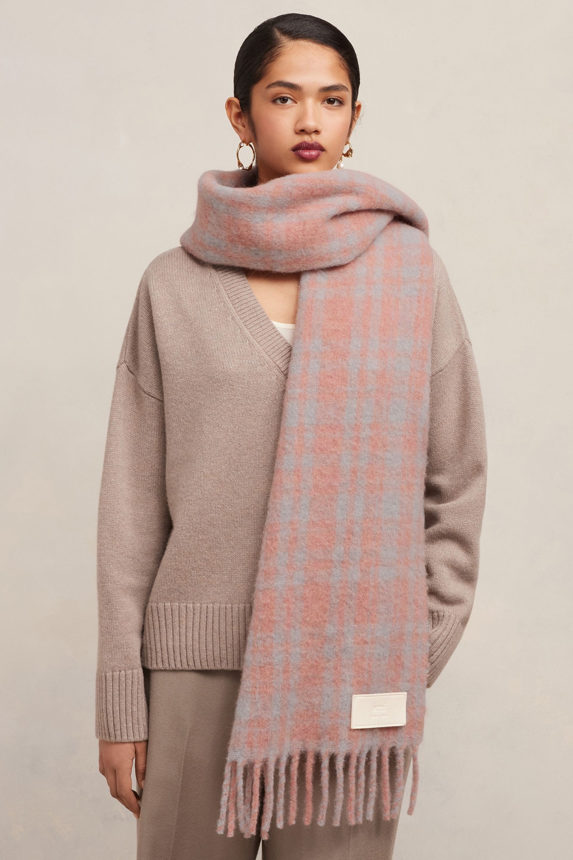 Oversize Checkered Ami Scarf - 2