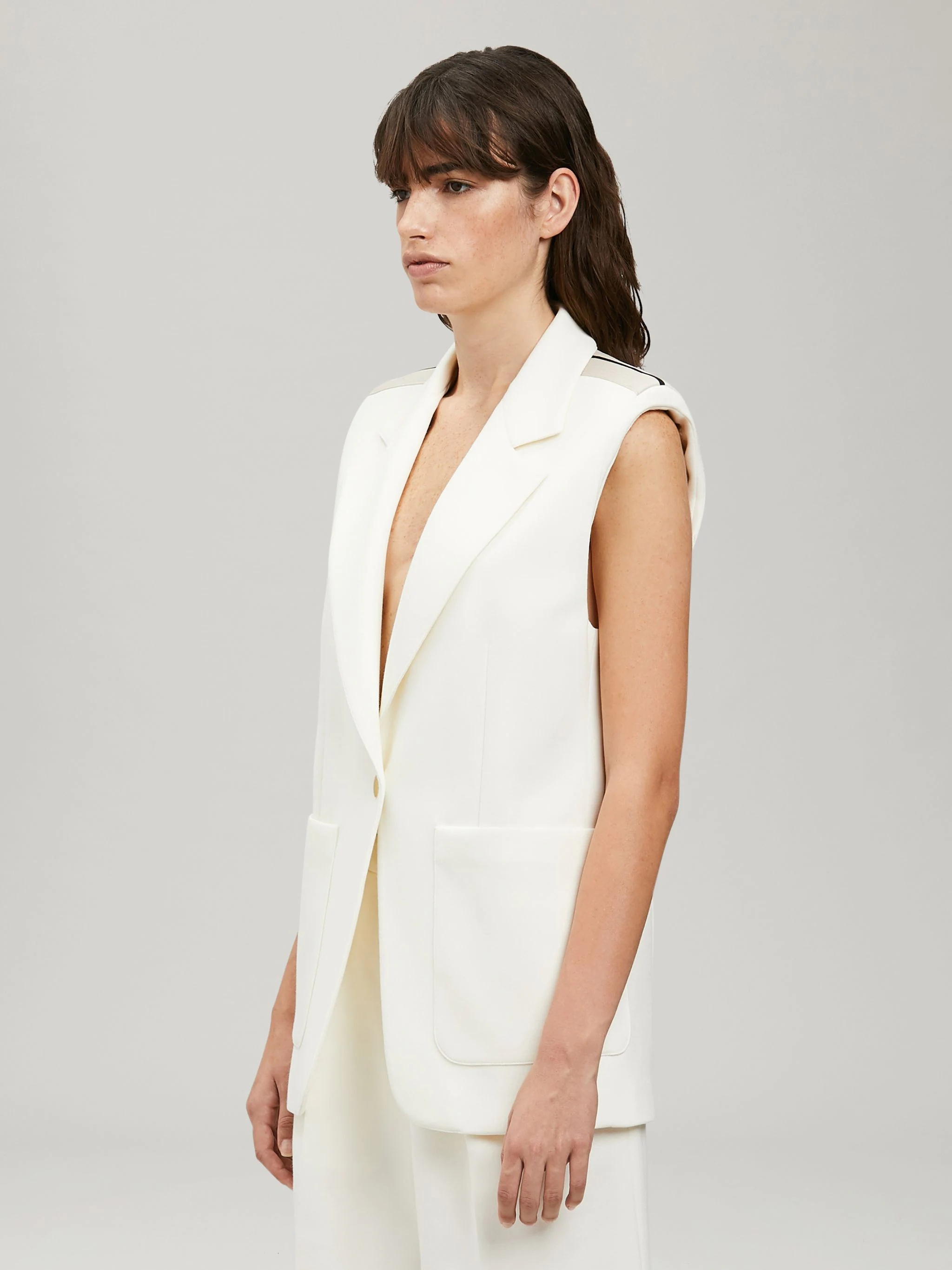 TRACK SLEEVELESS BLAZER - 4