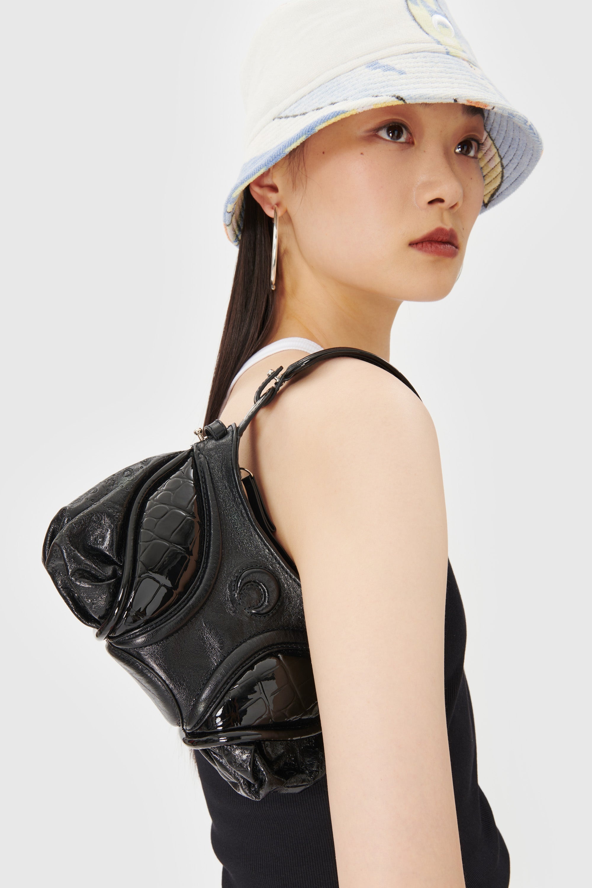 関税負担なし◆MARINE SERRE◆Futura Mini レザーハンドバッグ Marine Serre Embossed Leather Mini Futura | REVERSIBLE