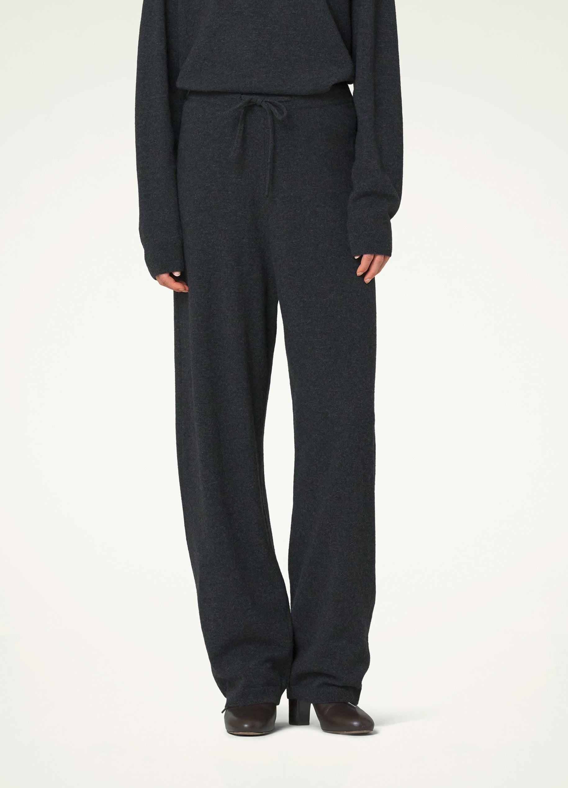 SOFT CURVED PANTS - 2
