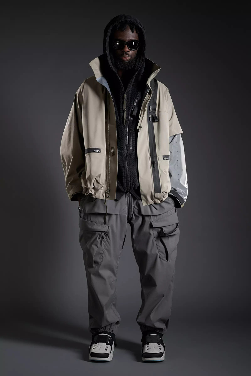 ACRONYM J117-HL-EX Polartec® High Loft Hooded Insulator Black