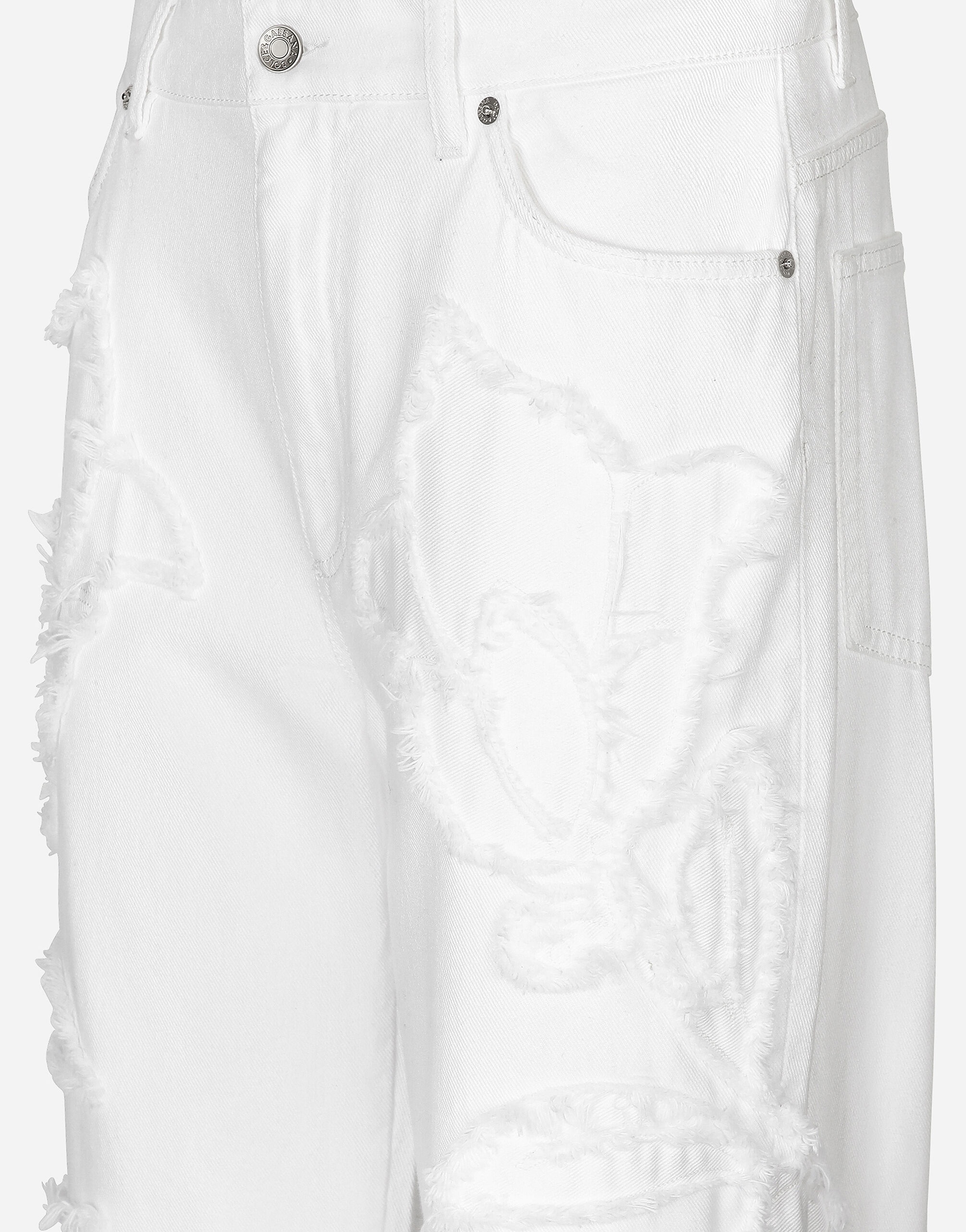 Boyfriend jeans with embroidery - 4