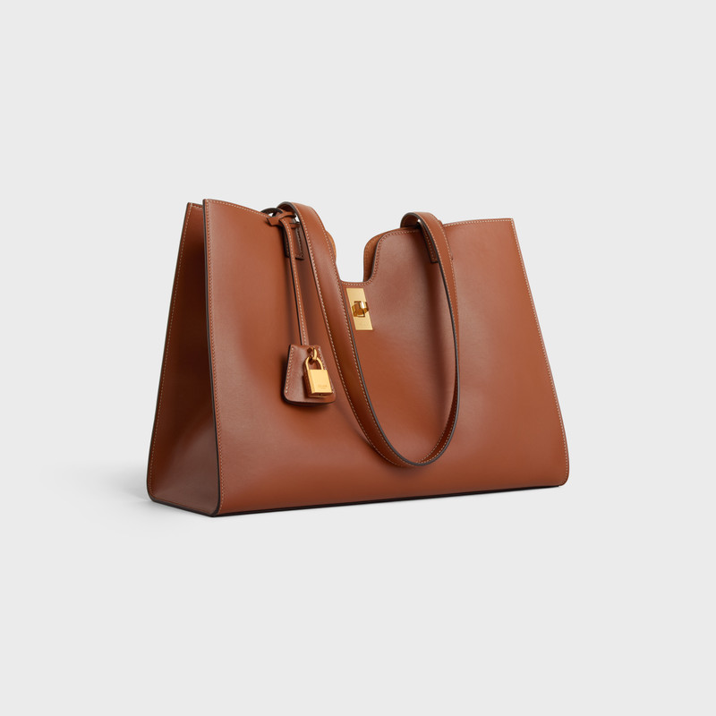 CELINE CABAS 16 in SMOOTH CALFSKIN outlook