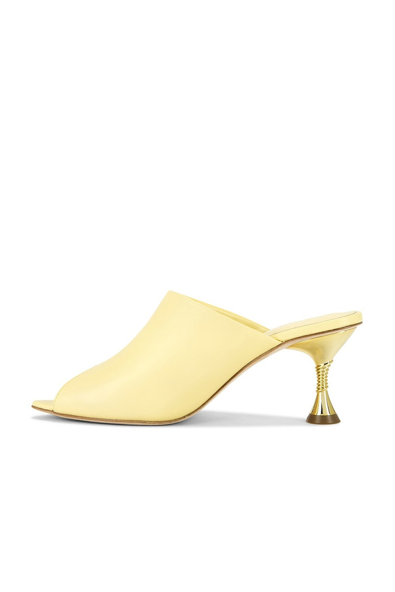 Studio Amelia Helix 70 Mule outlook
