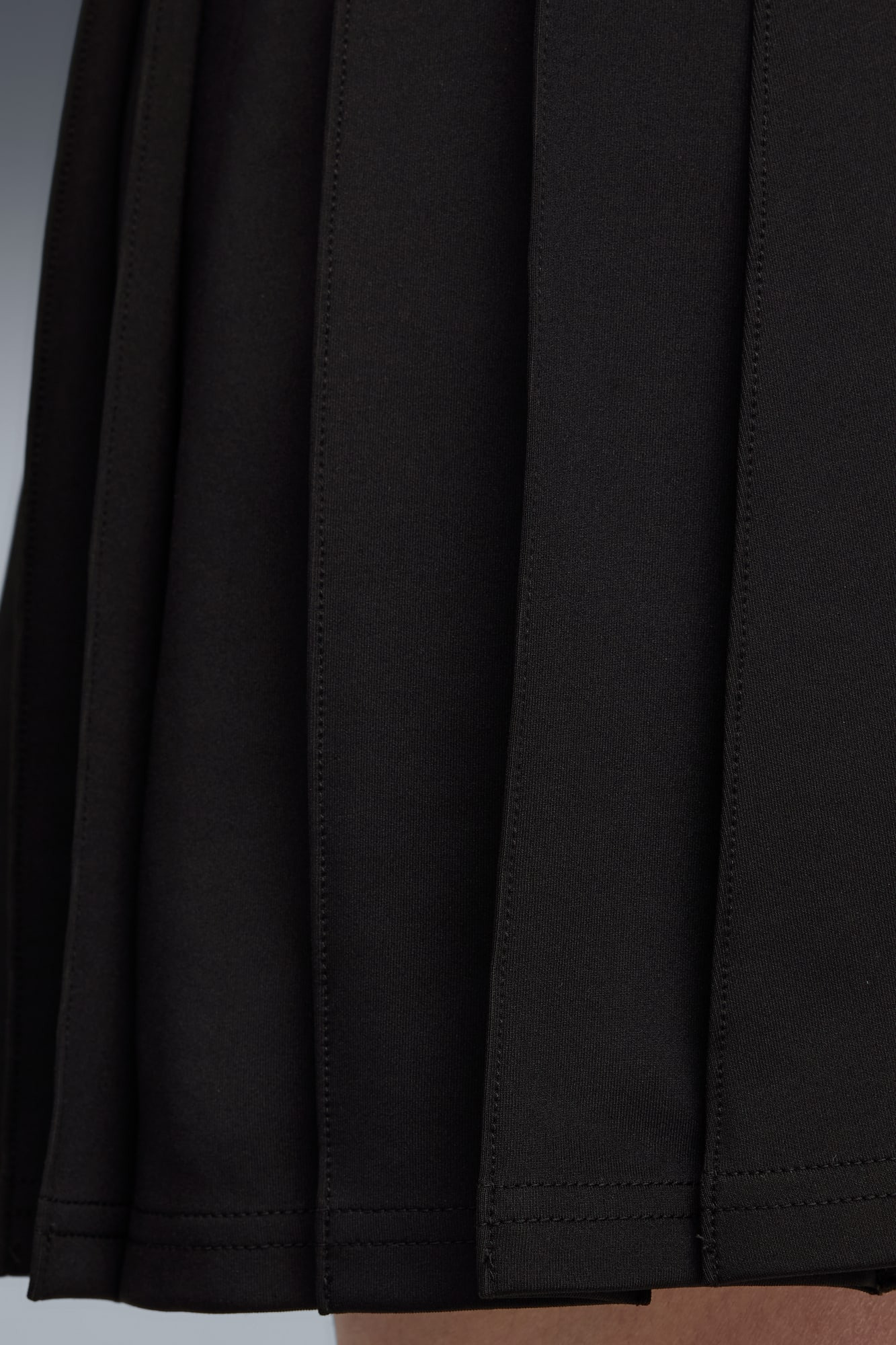 Output - RDN: WARDROBE ESS Pleated Skirt Women - 7