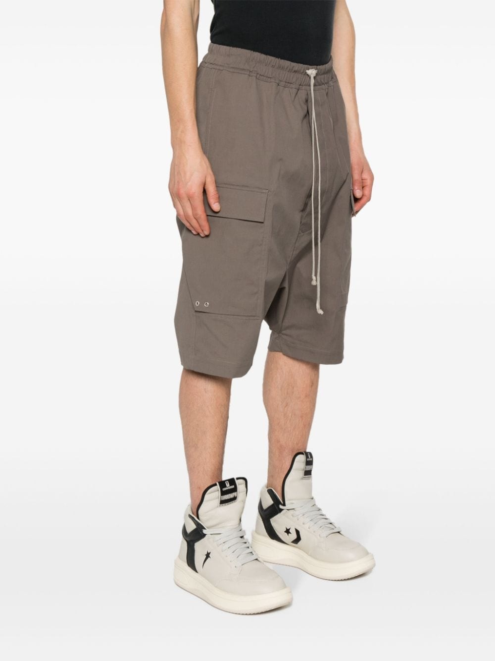 drop-crotch cargo shorts - 3