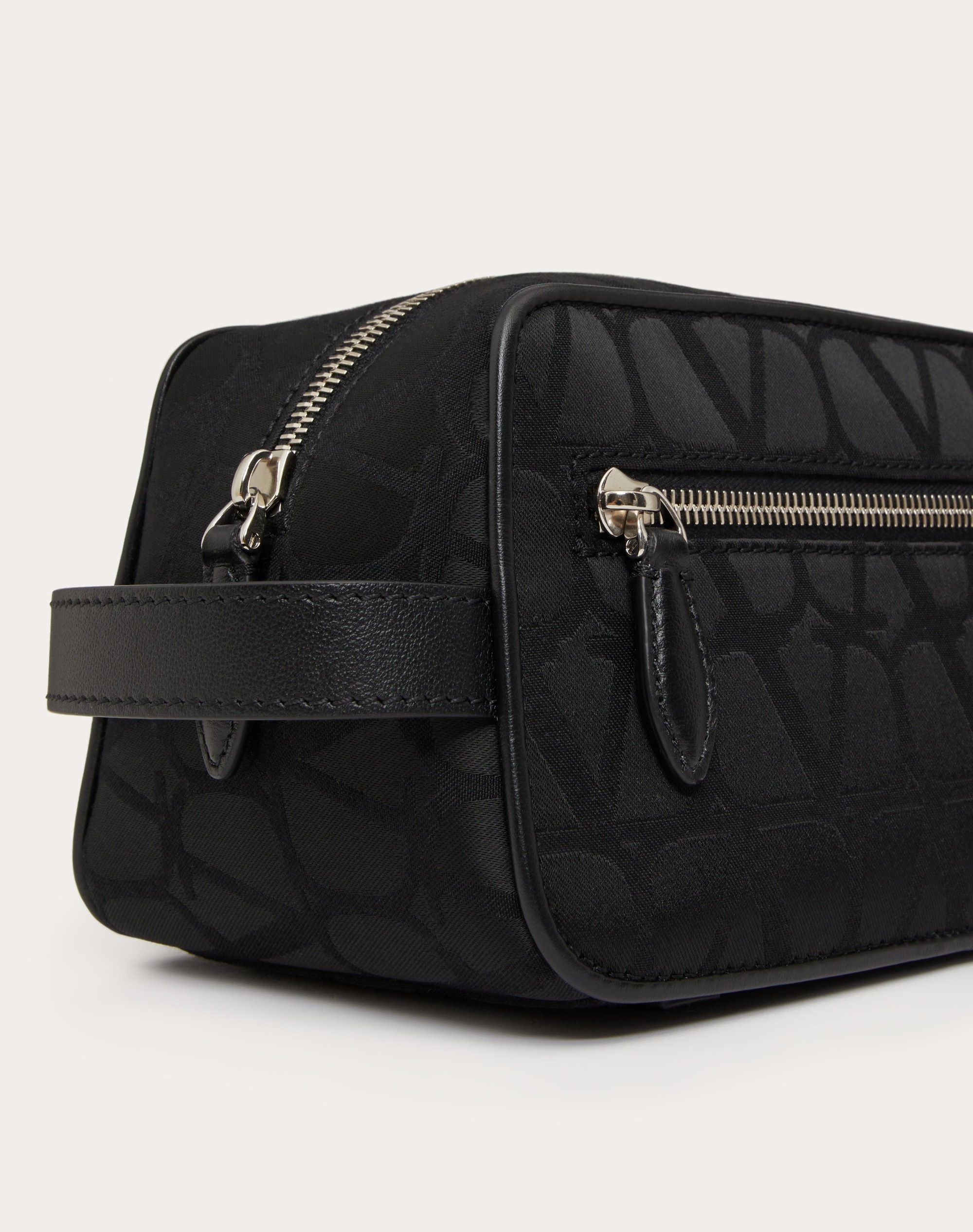 TOILE ICONOGRAPHE WASHBAG IN TECHNICAL FABRIC WITH LEATHER DETAILS - 7