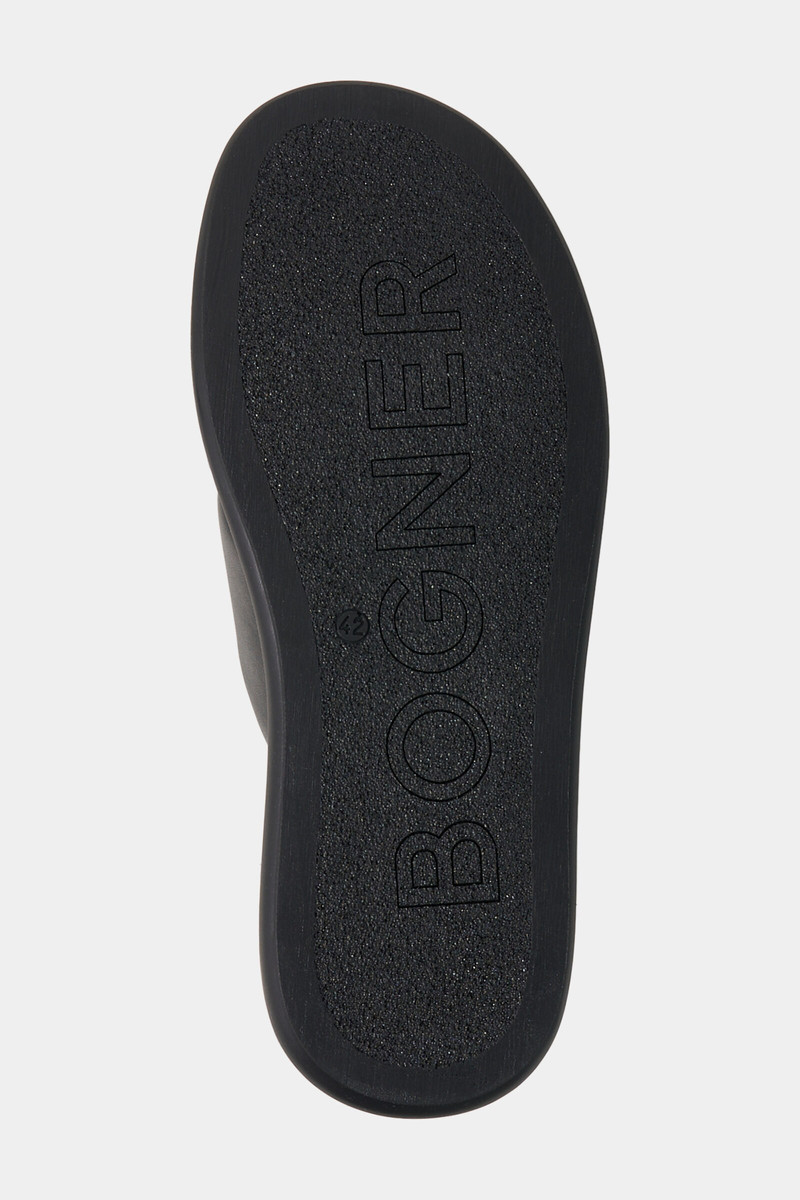 Portofino sandals in Black 8