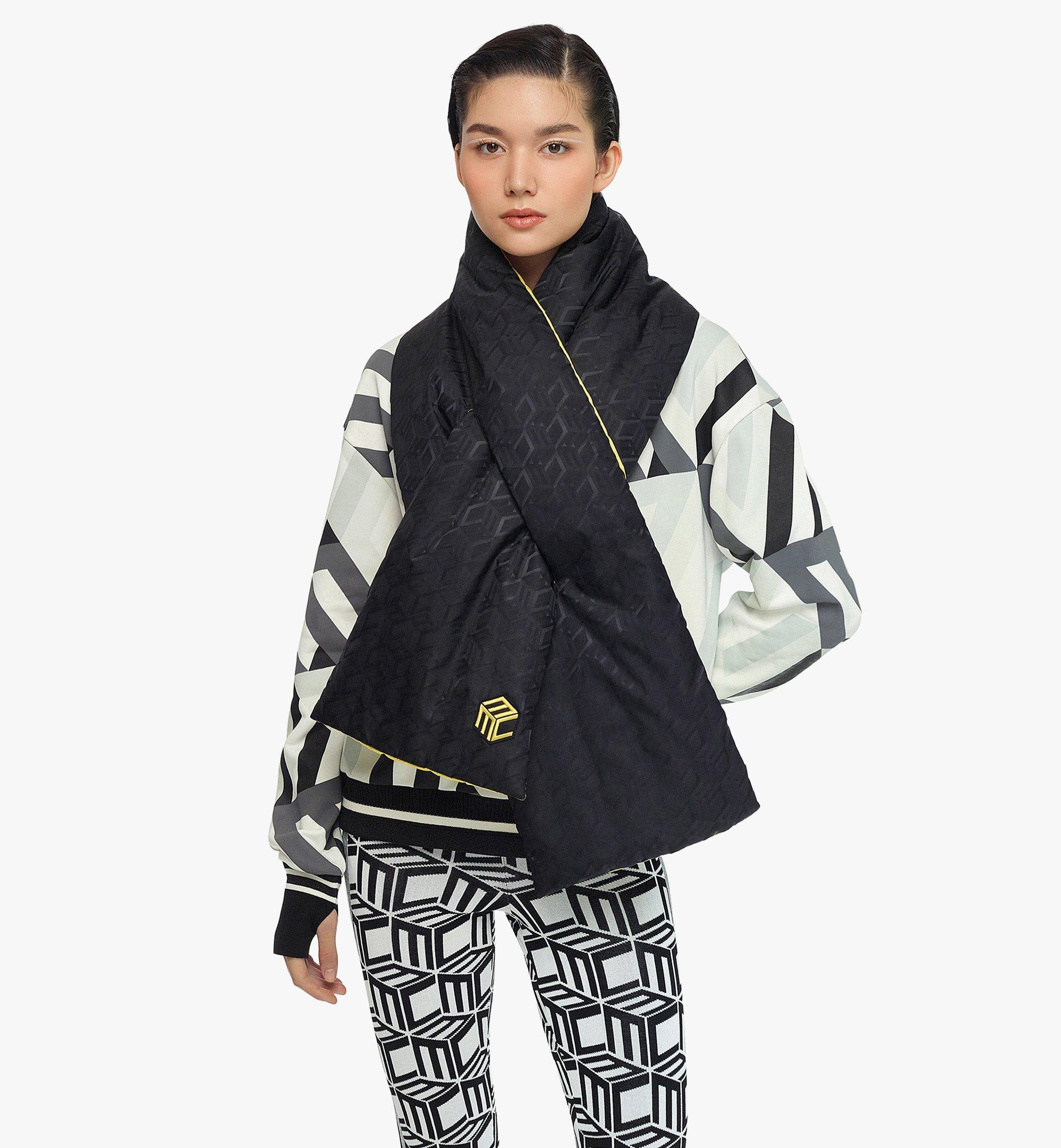 Après Ski Puffer Muffler in ECONYL® - 2