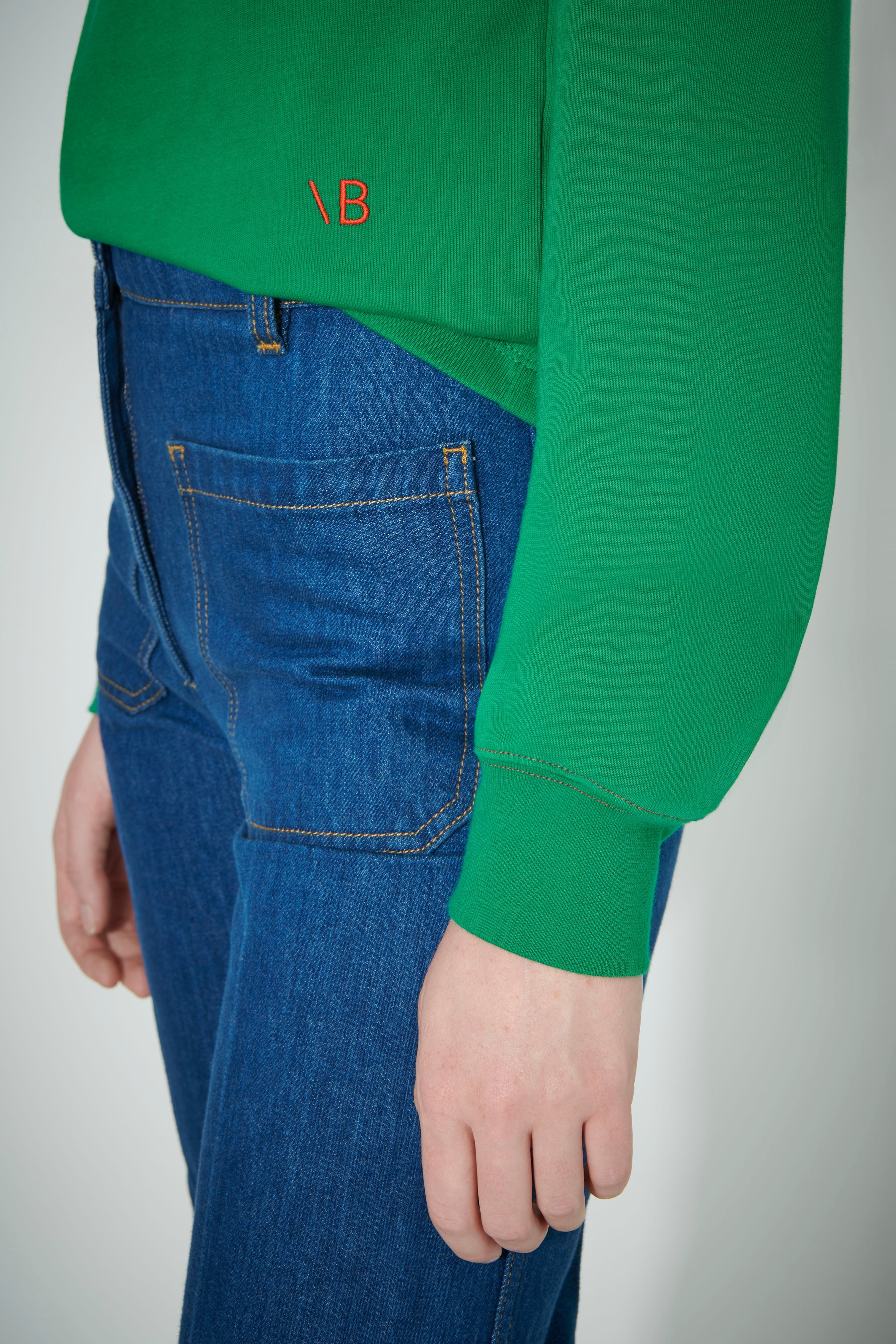 Long Sleeve Sweatshirt in Green - 4