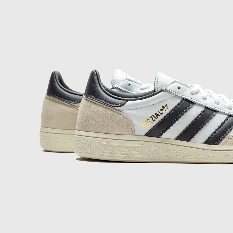 HANDBALL SPEZIAL - 5