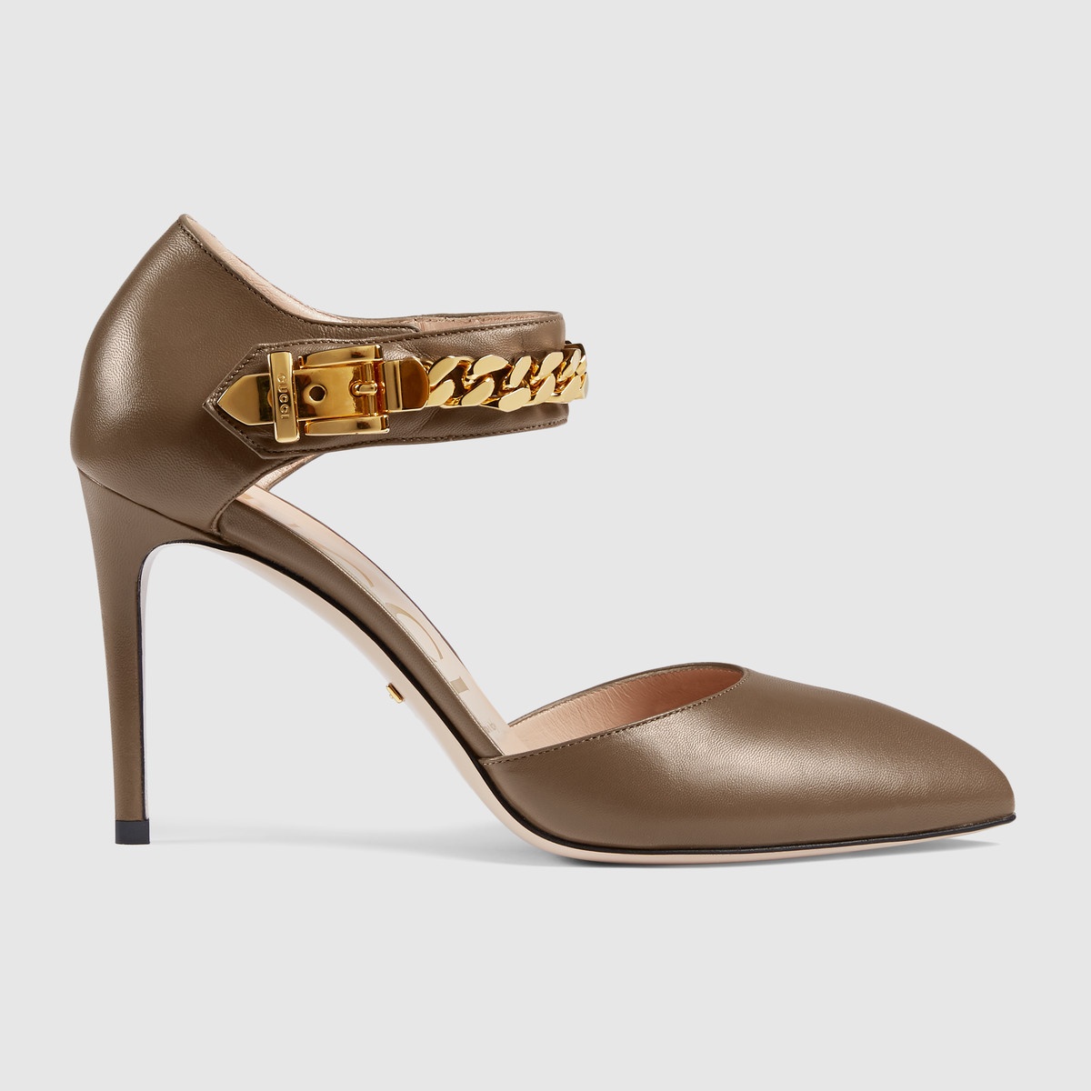 Women's pump with chain - 1