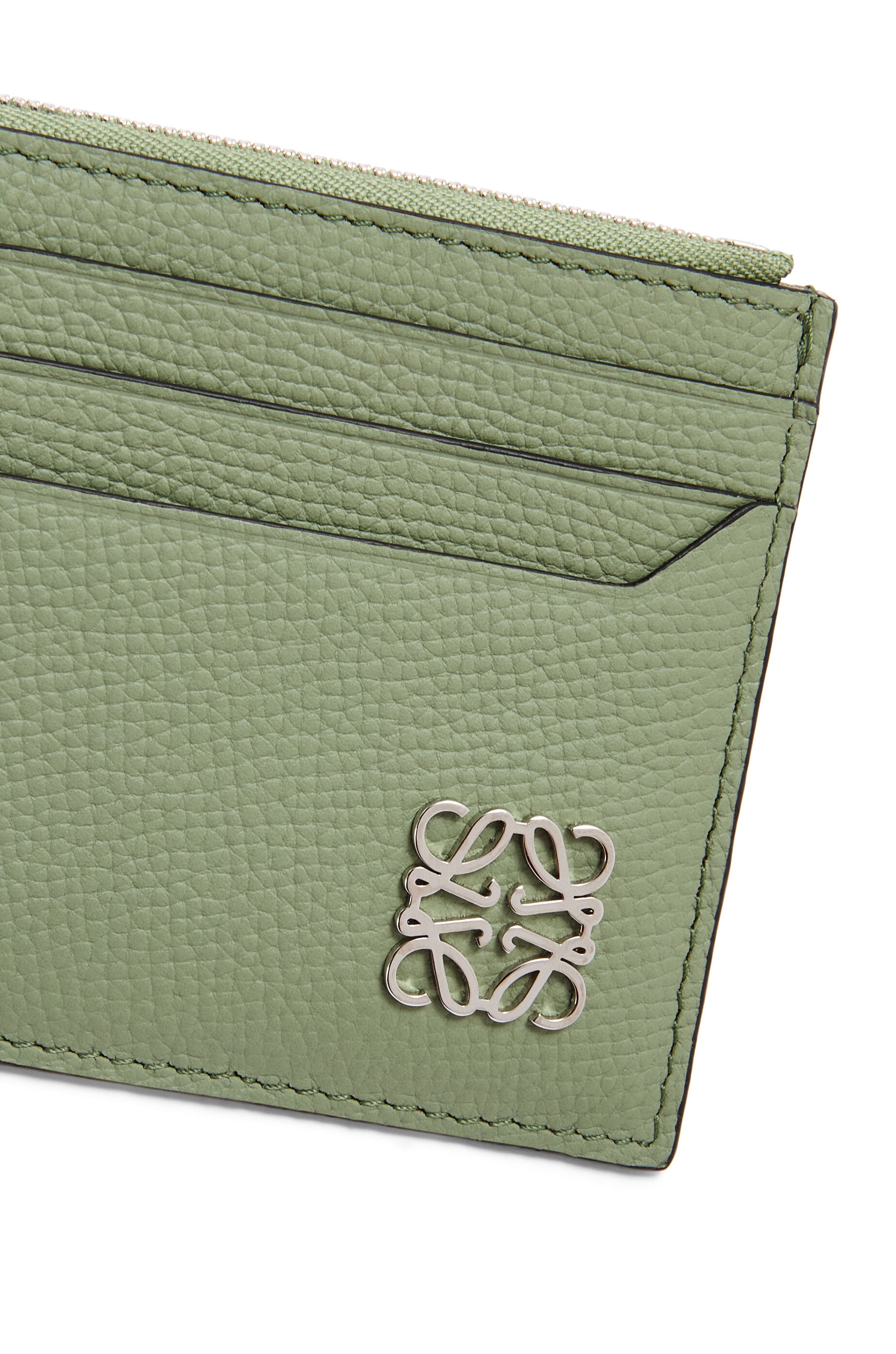 Anagram square zip cardholder in pebble grain calfskin - 4