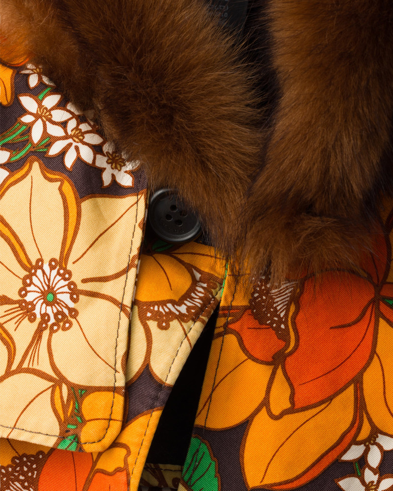 Printed poplin and shearling hood 3