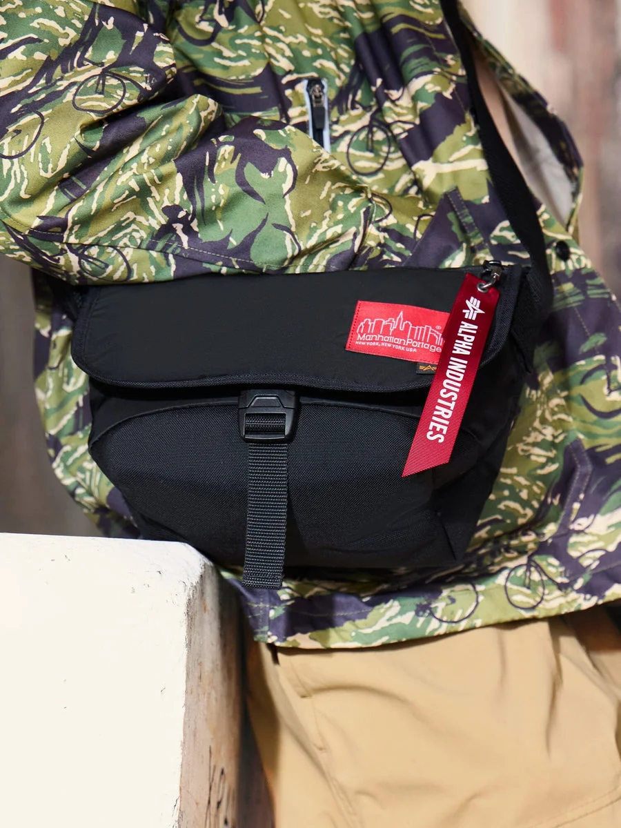 ALPHA X MANHATTAN PORTAGE NYLON MESSENGER BAG SM - 1
