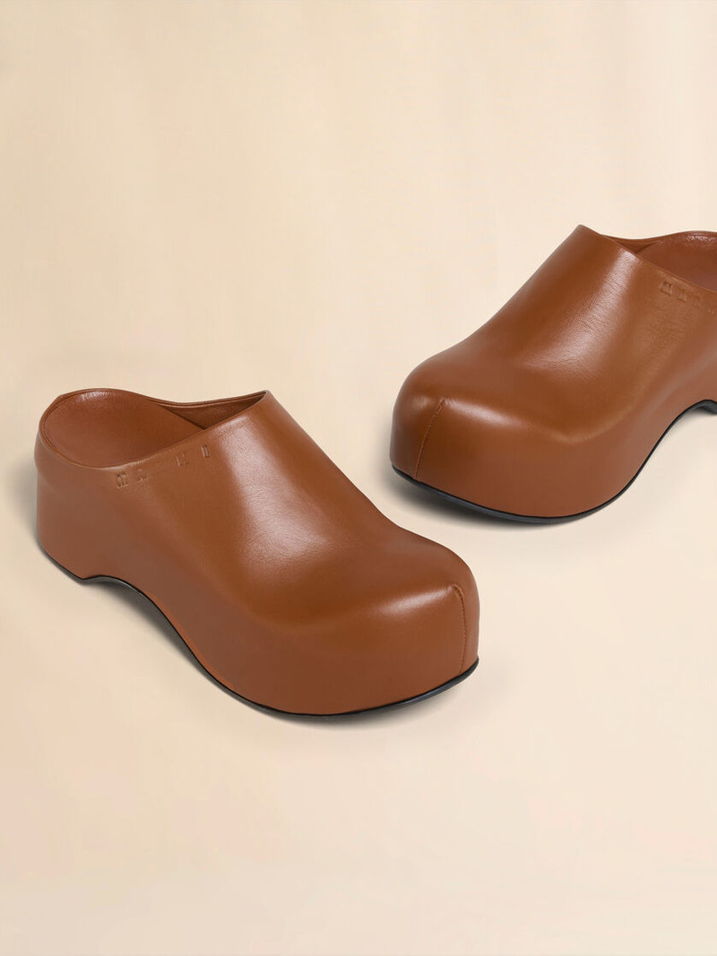 BROWN LEATHER CHUNKY CLOG SABOT 5