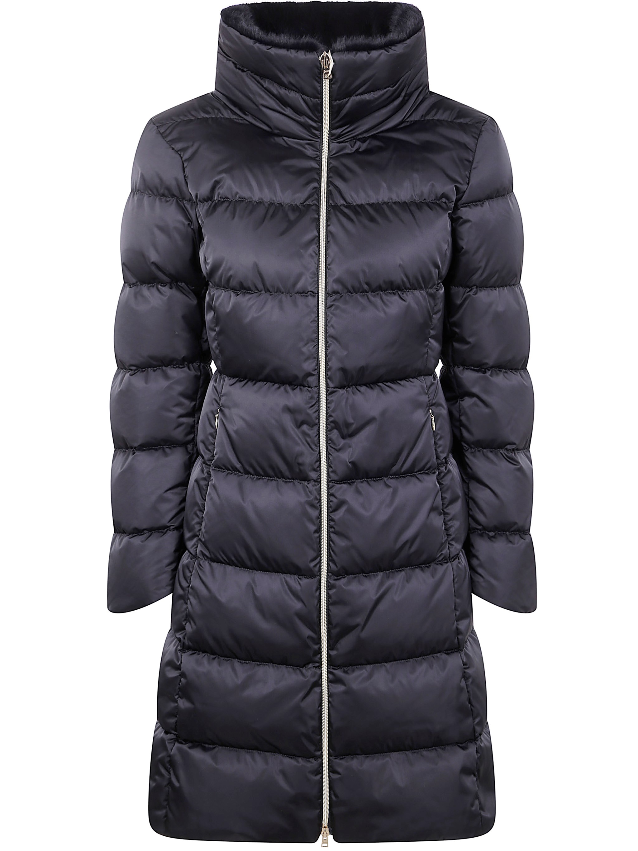 The MEDIUM FULL ZIP JACKET by HERNO is a sophisticated outerwear piece designed for the modern indiv - 1