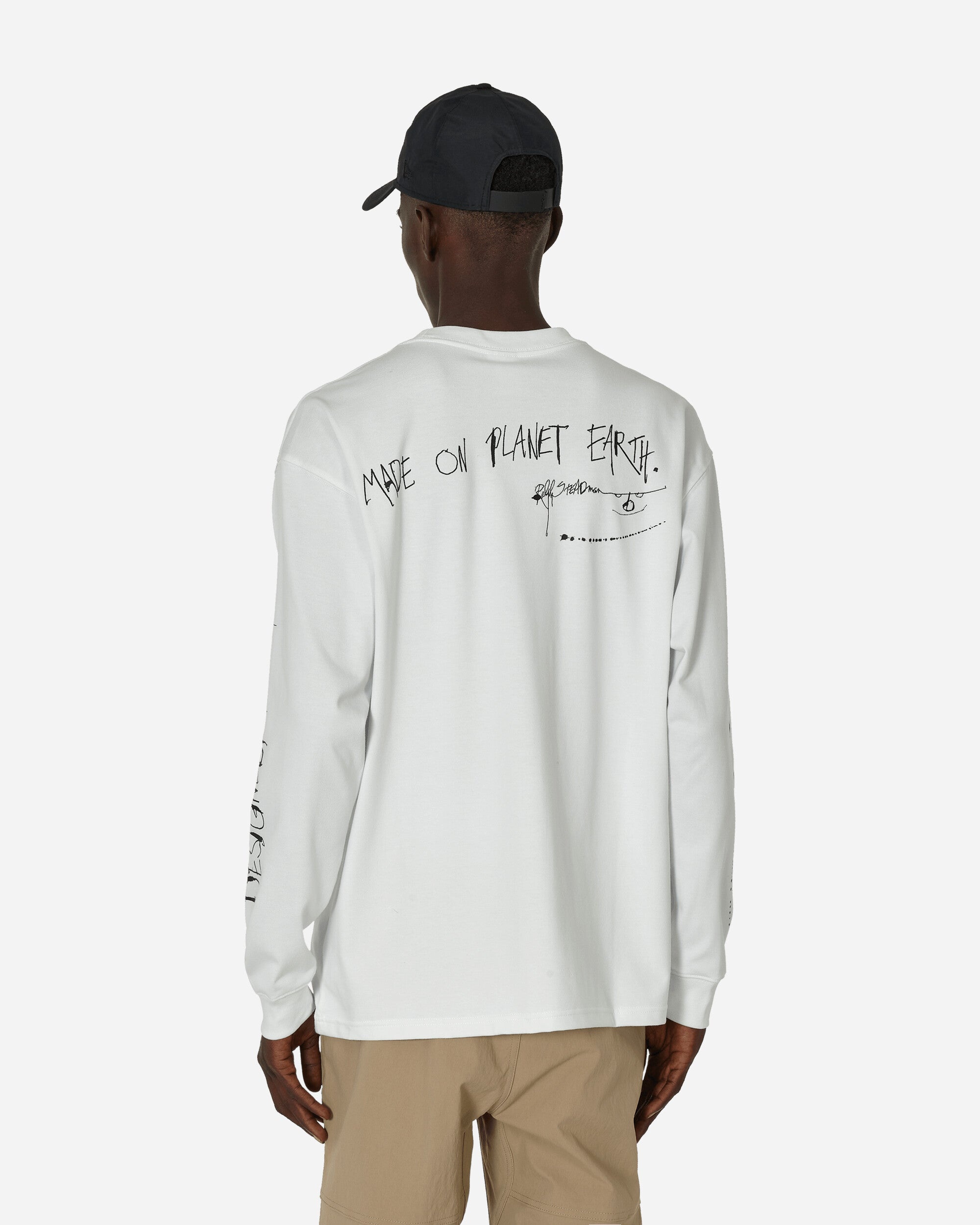 ★ナイキ★ACG Ralph Steadman Long Sleeve T-Shirt FJ1130-121 Nike ACG Ralph Steadman Graphic Longsleeve T-Shirt Summit