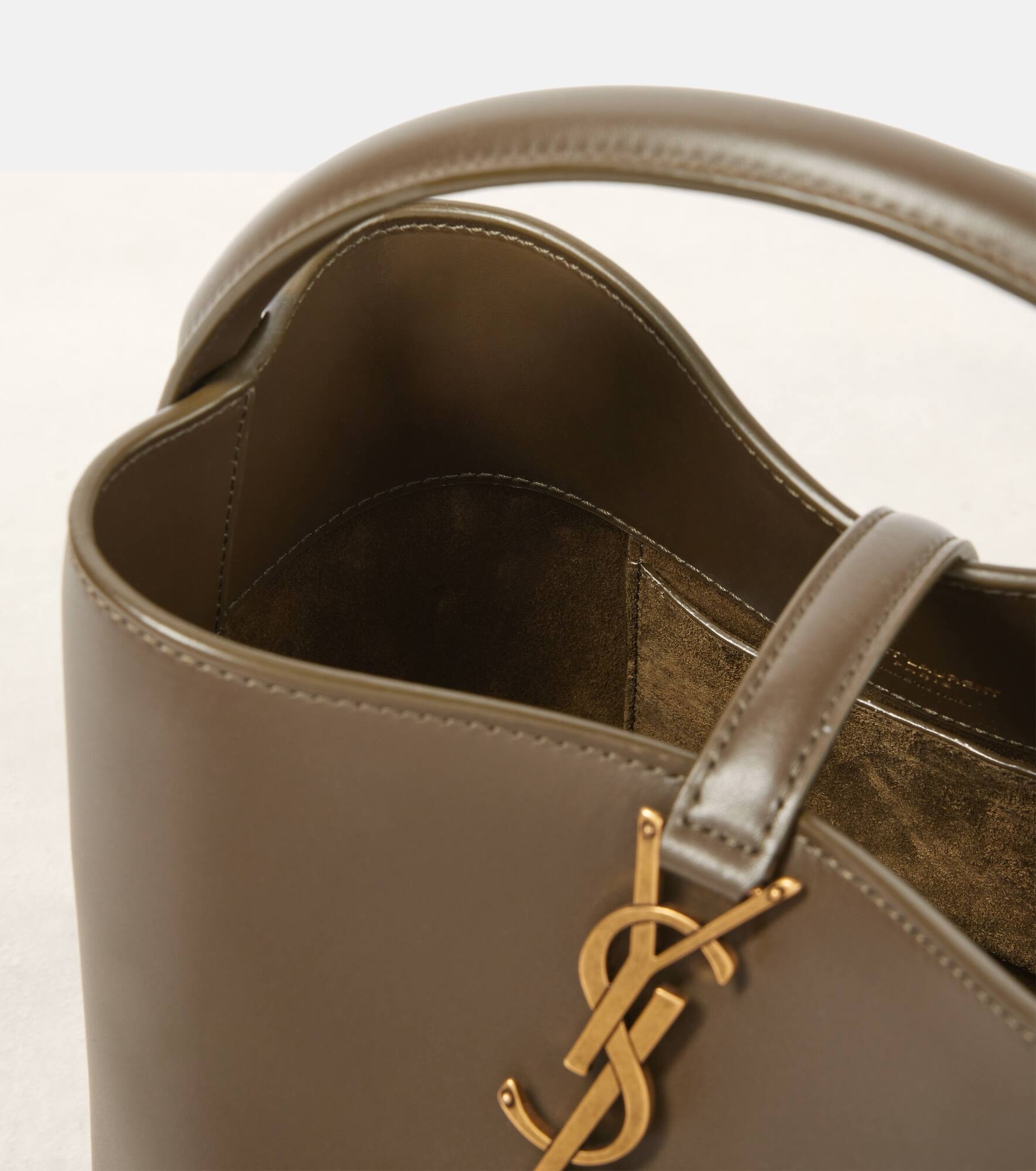 Le 37 leather bucket bag - 3