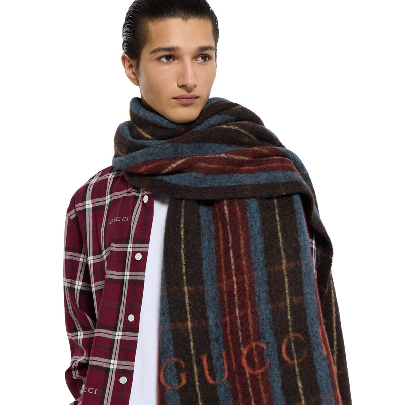 Wool scarf with Gucci logo 4