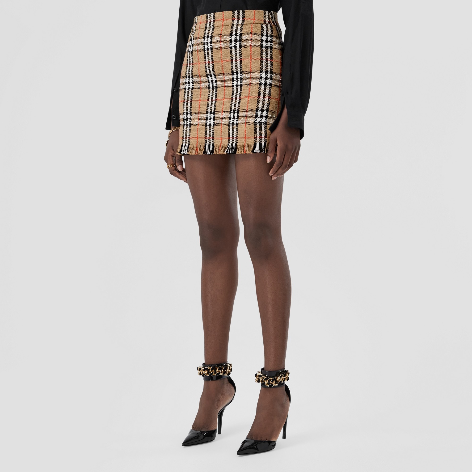 Burberry Vintage Check Bouclé Mini Skirt | REVERSIBLE
