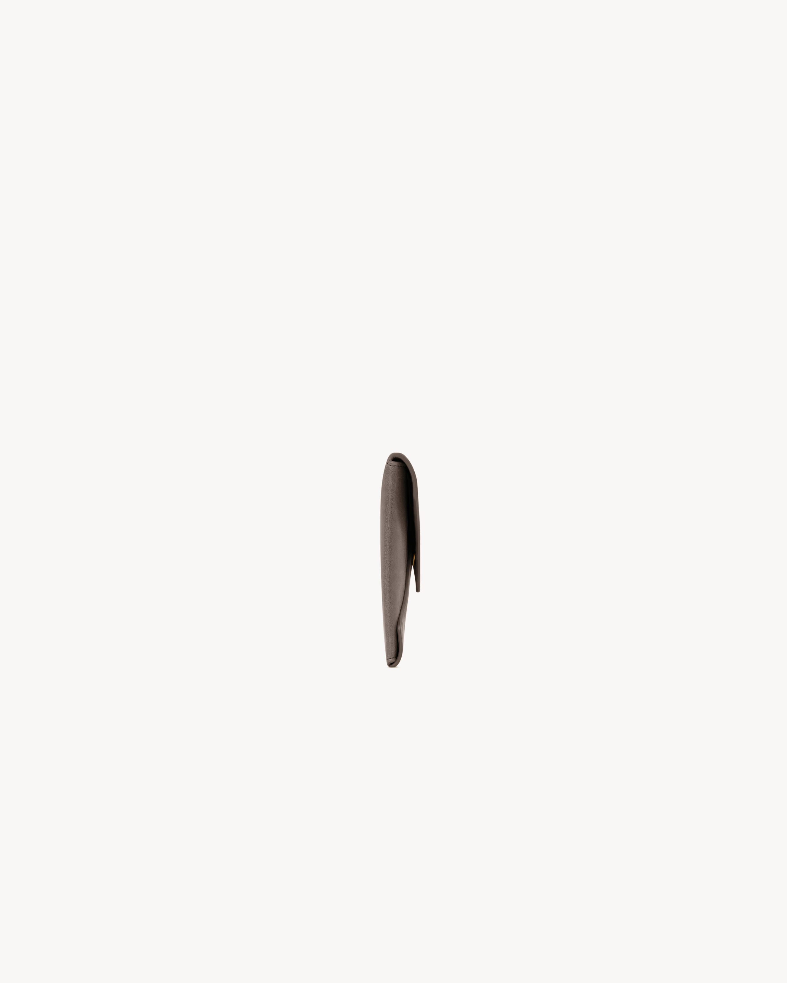 LETTER PASSPORT CASE IN LEATHER - 3