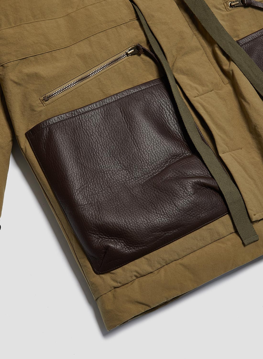 Mountaineer Down Jacket in Khaki - 6