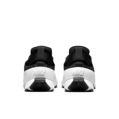 Go FlyEase "Black/White" Women's Shoe - 7
