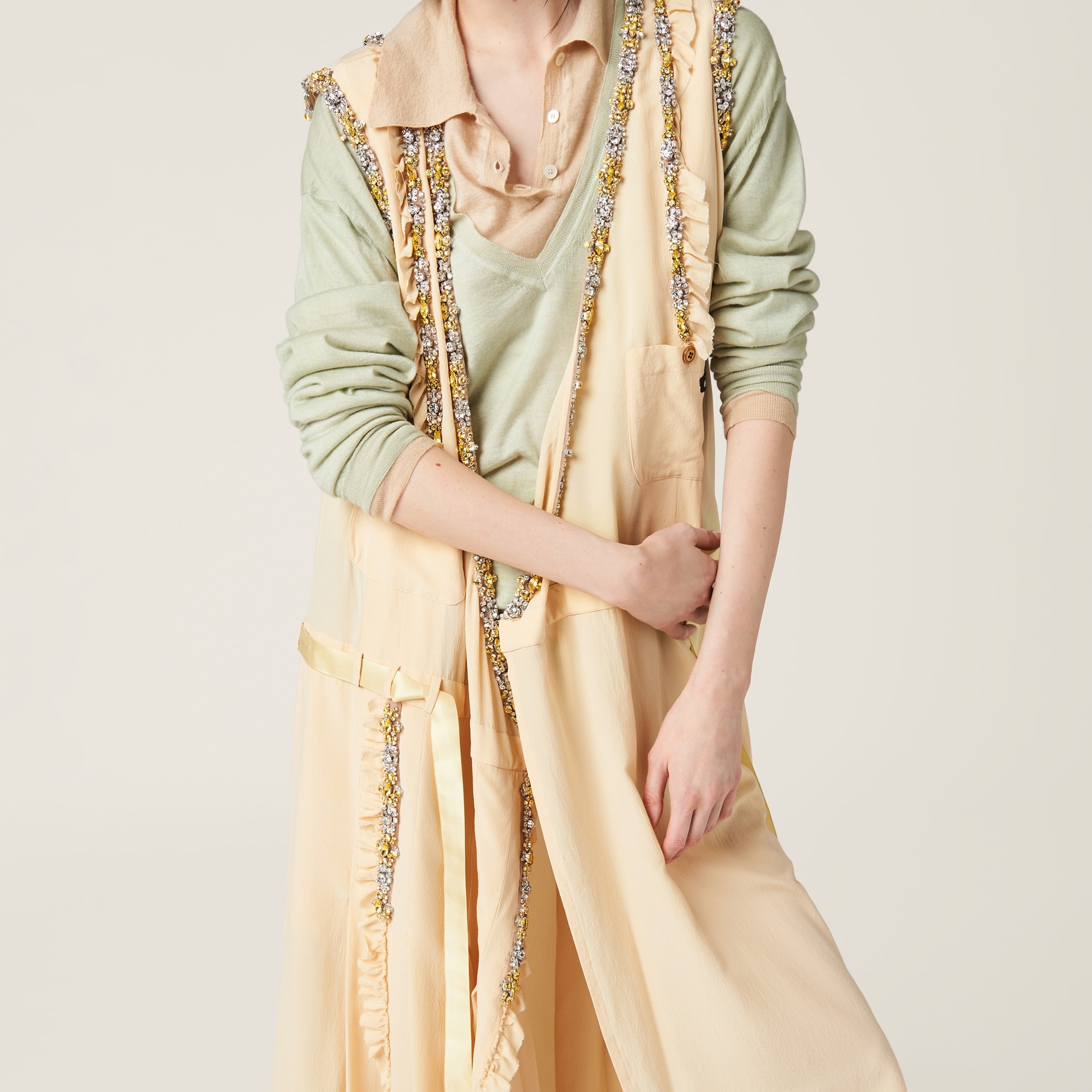 Embroidered marocain dress - 4