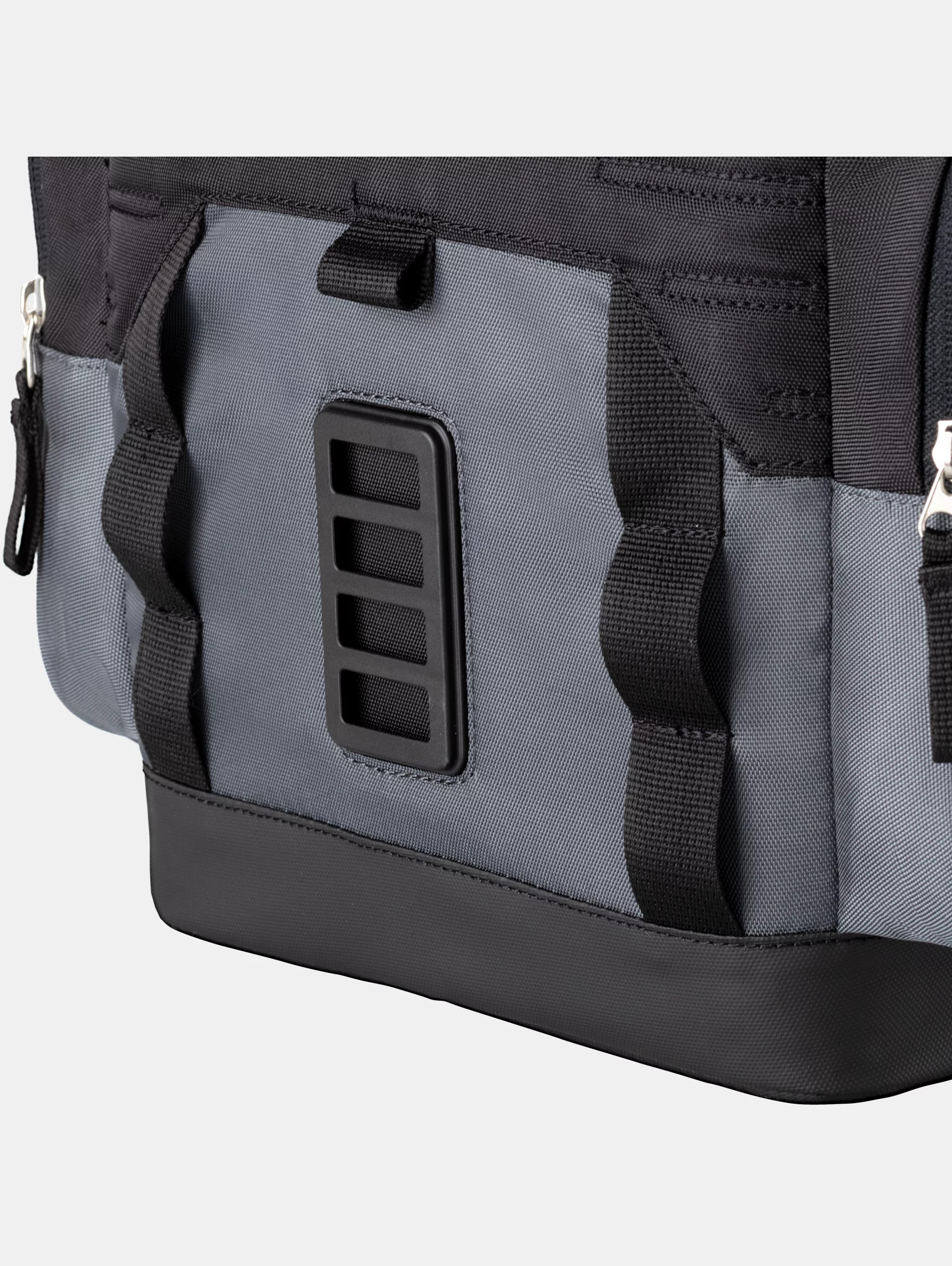 UA 12-Can Sideline Soft Cooler - 3