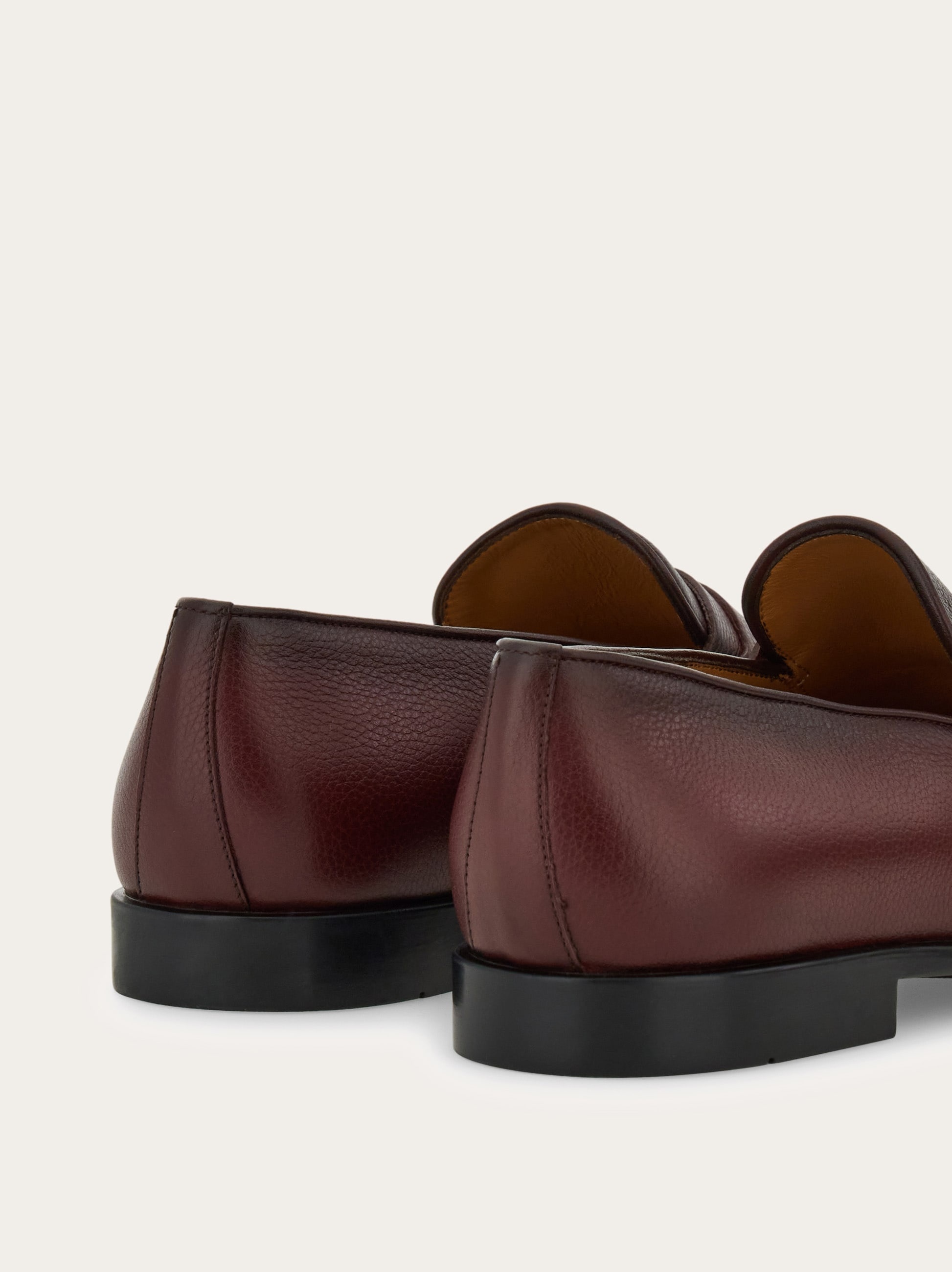 Moccasin with Gancini ornament - 3