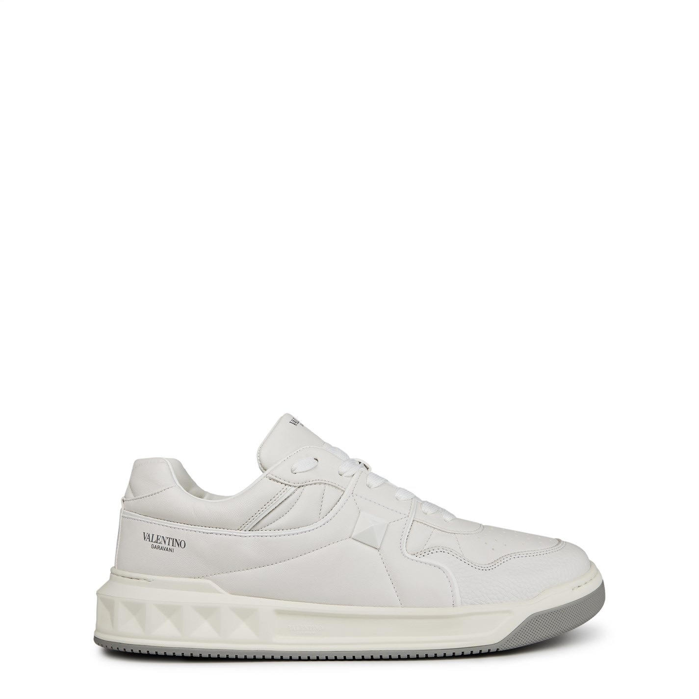 ONE-STUD LOW-TOP TRAINERS - 1