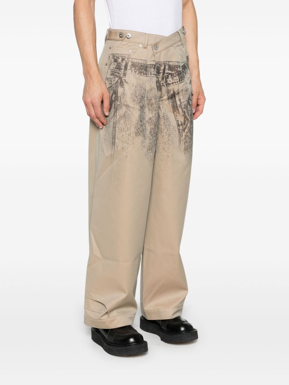 graphic-print trousers - 3