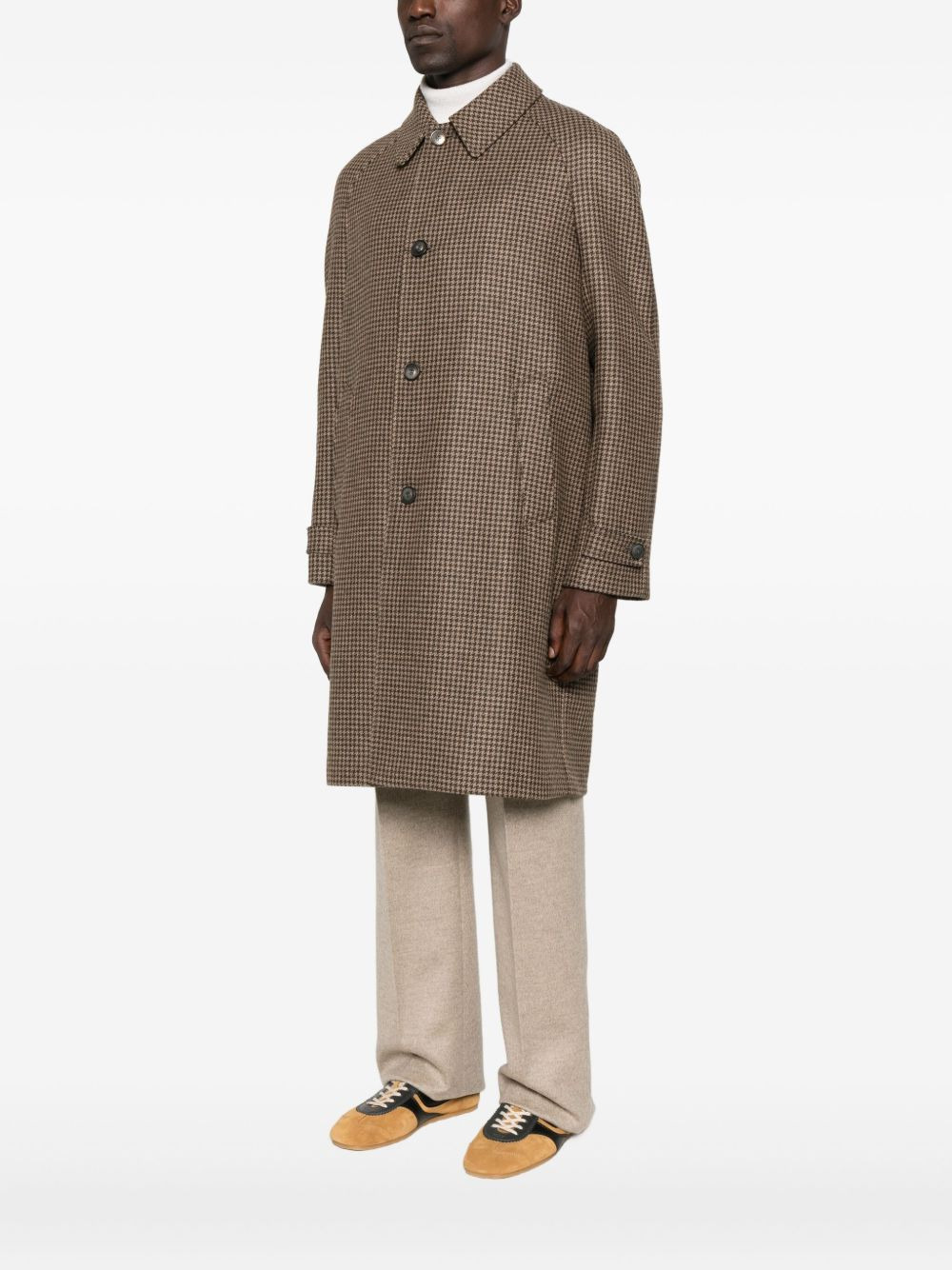 houndstooth button coat - 3