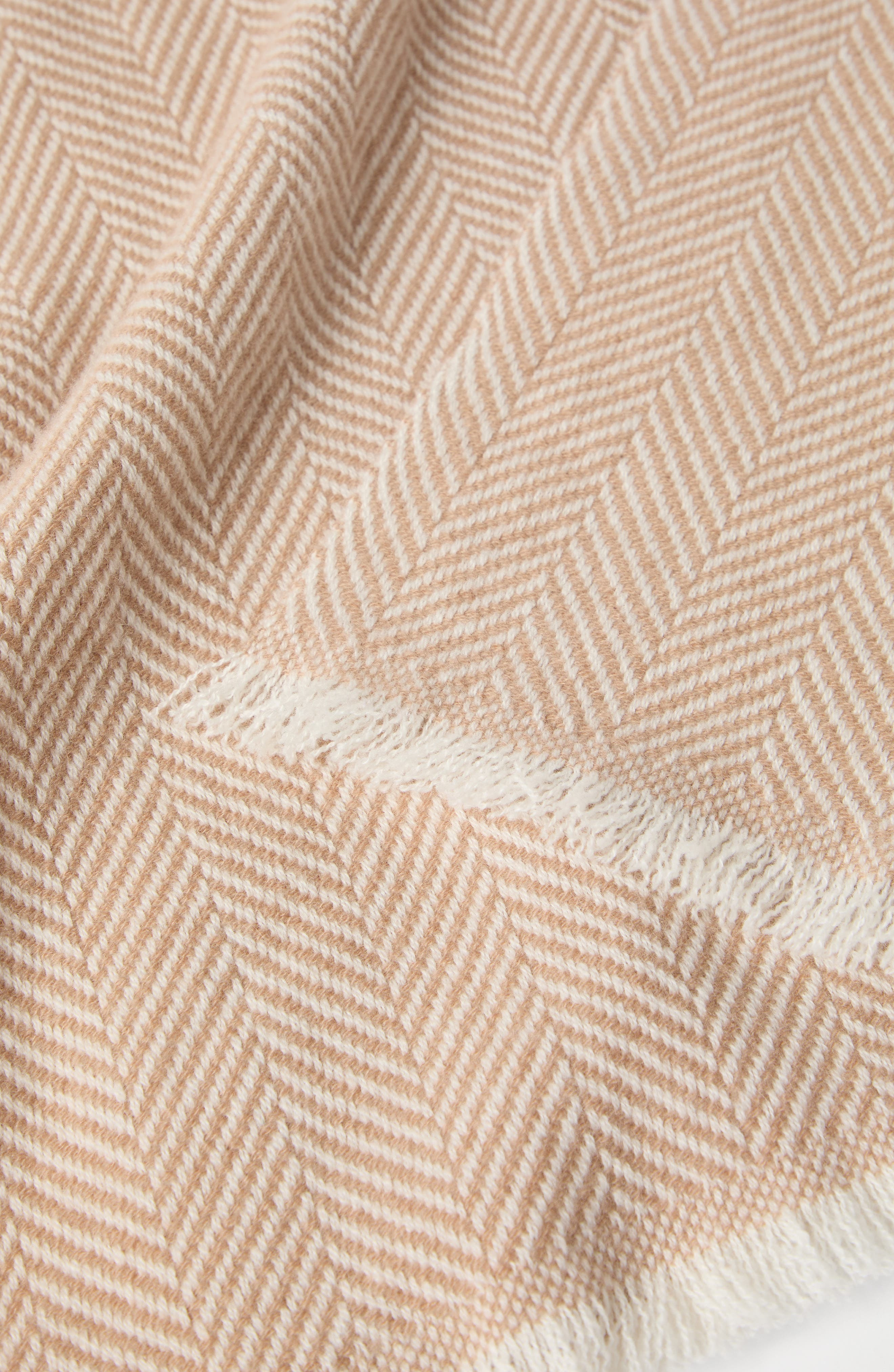 Brunello Cucinelli Cashmere scarf in Camel at Nordstrom - 4