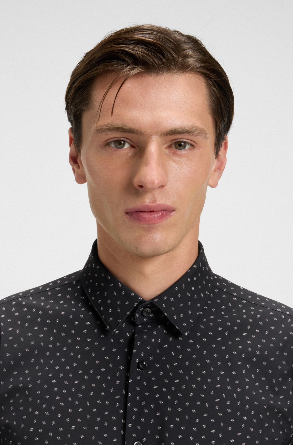 SLIM-FIT SHIRT IN PRINTED PERFORMANCE-STRETCH JERSEY - 3