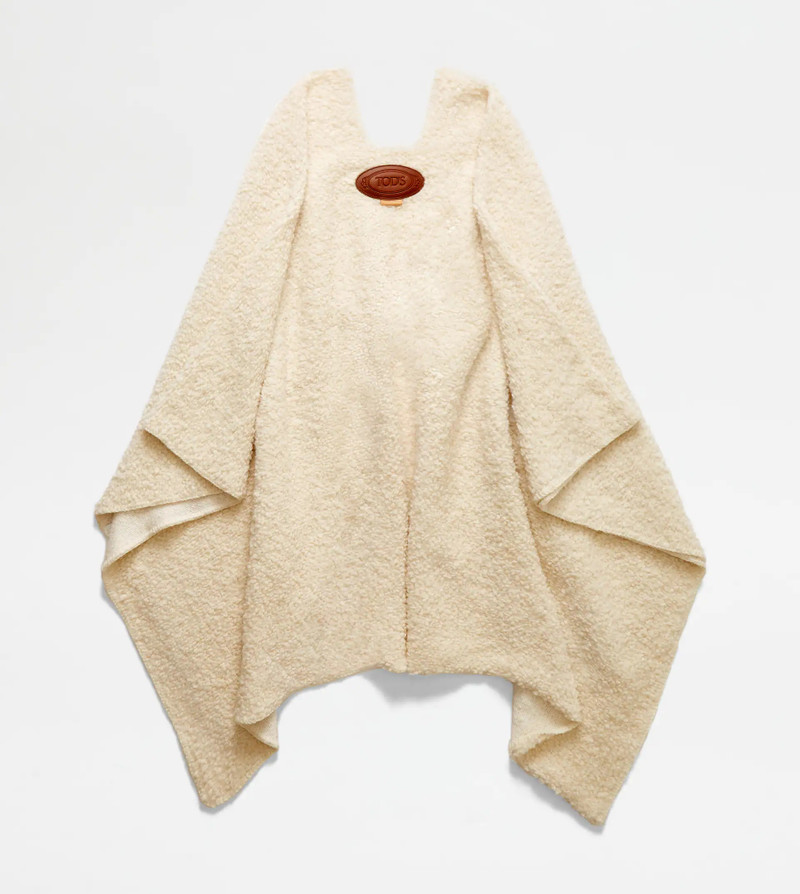 PONCHO IN BOUCLÉ KNIT - WHITE 4