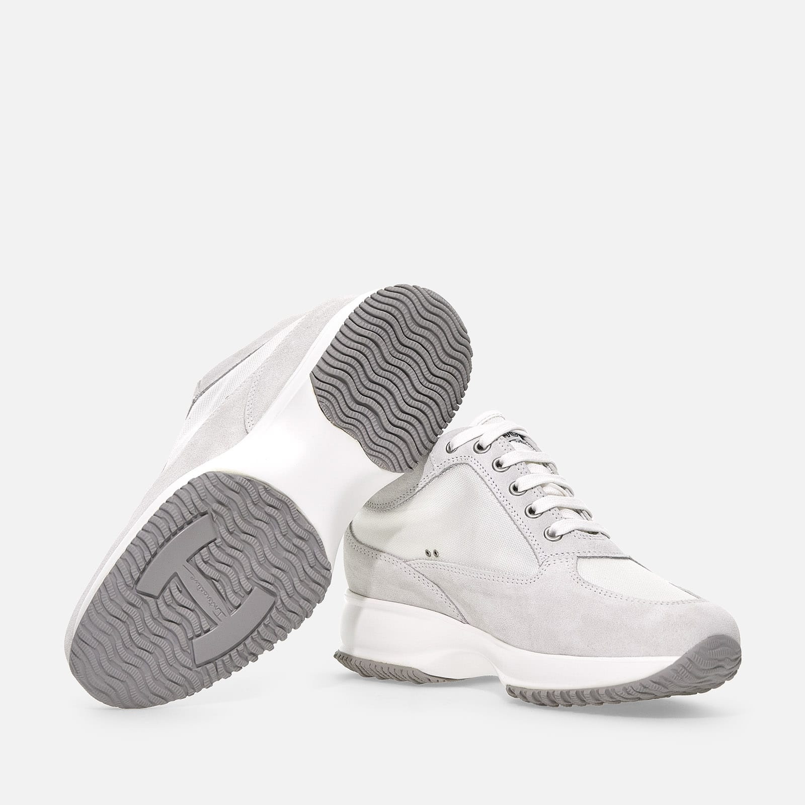Interactive White - 4