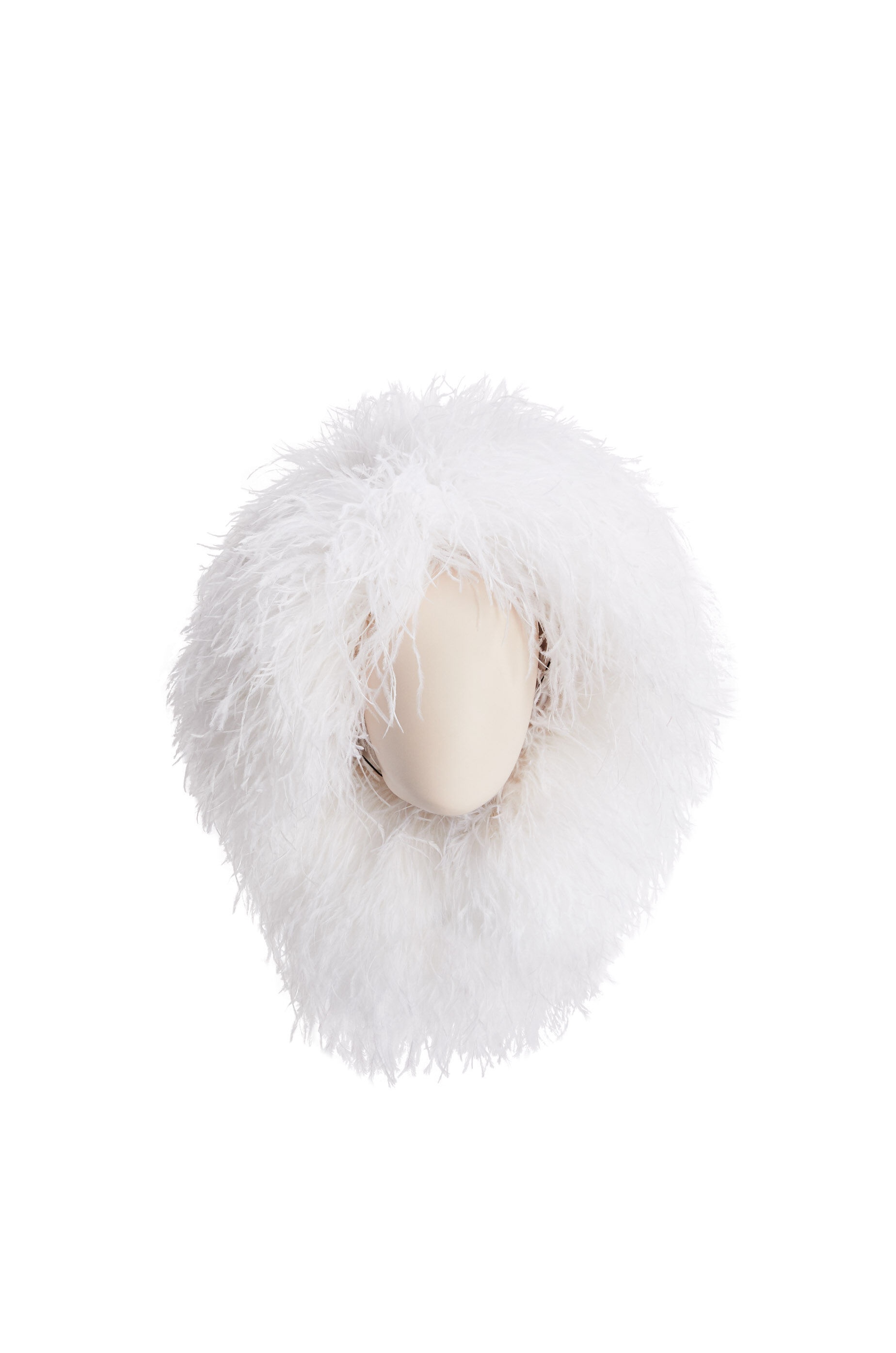 Wig hat in feathers - 1