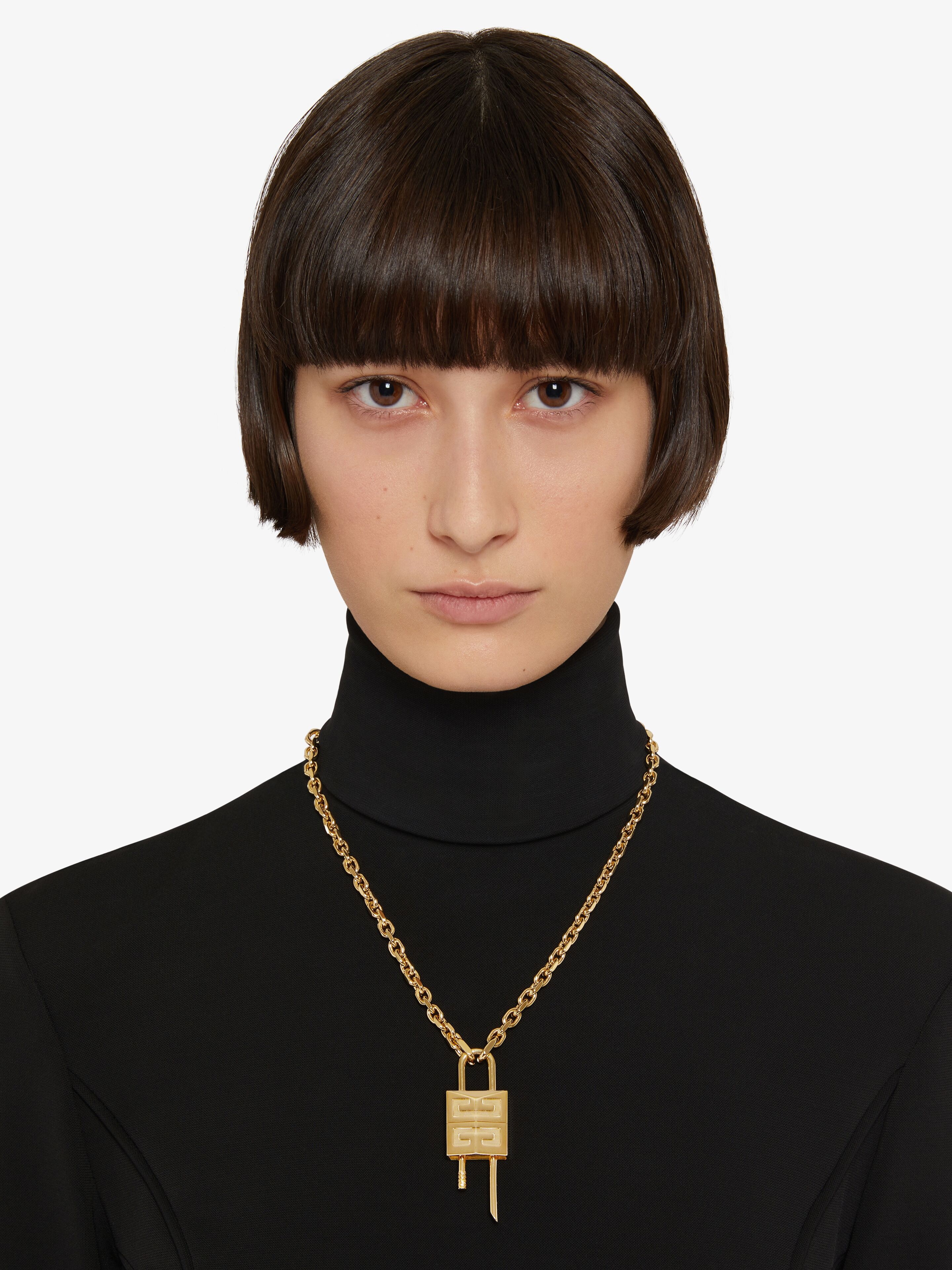 SMALL LOCK NECKLACE IN METAL 3