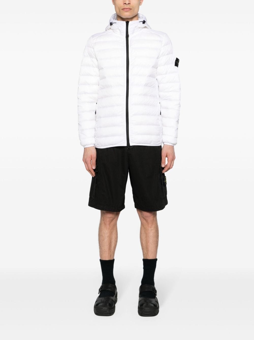 Compass-badge cotton cargo shorts - 2