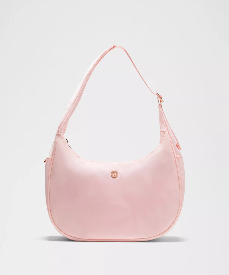 City Essentials Shoulder Bag 4L 1