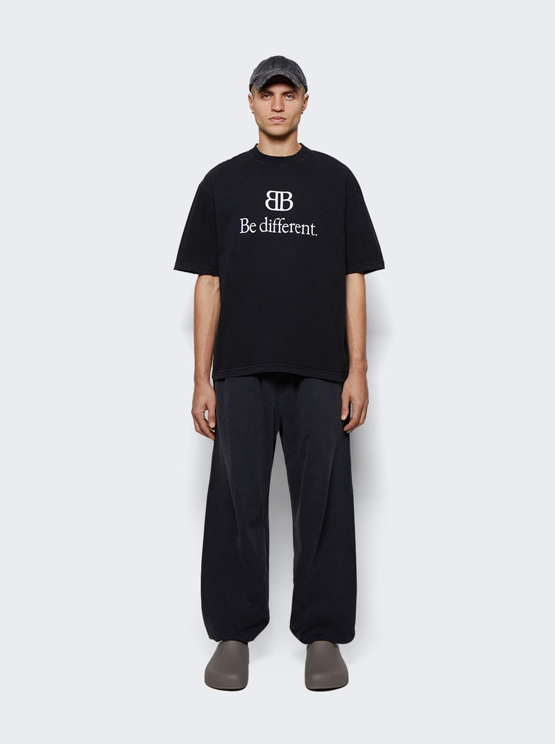 BALENCIAGA Medium Fit Be Different T-shirt Black outlook