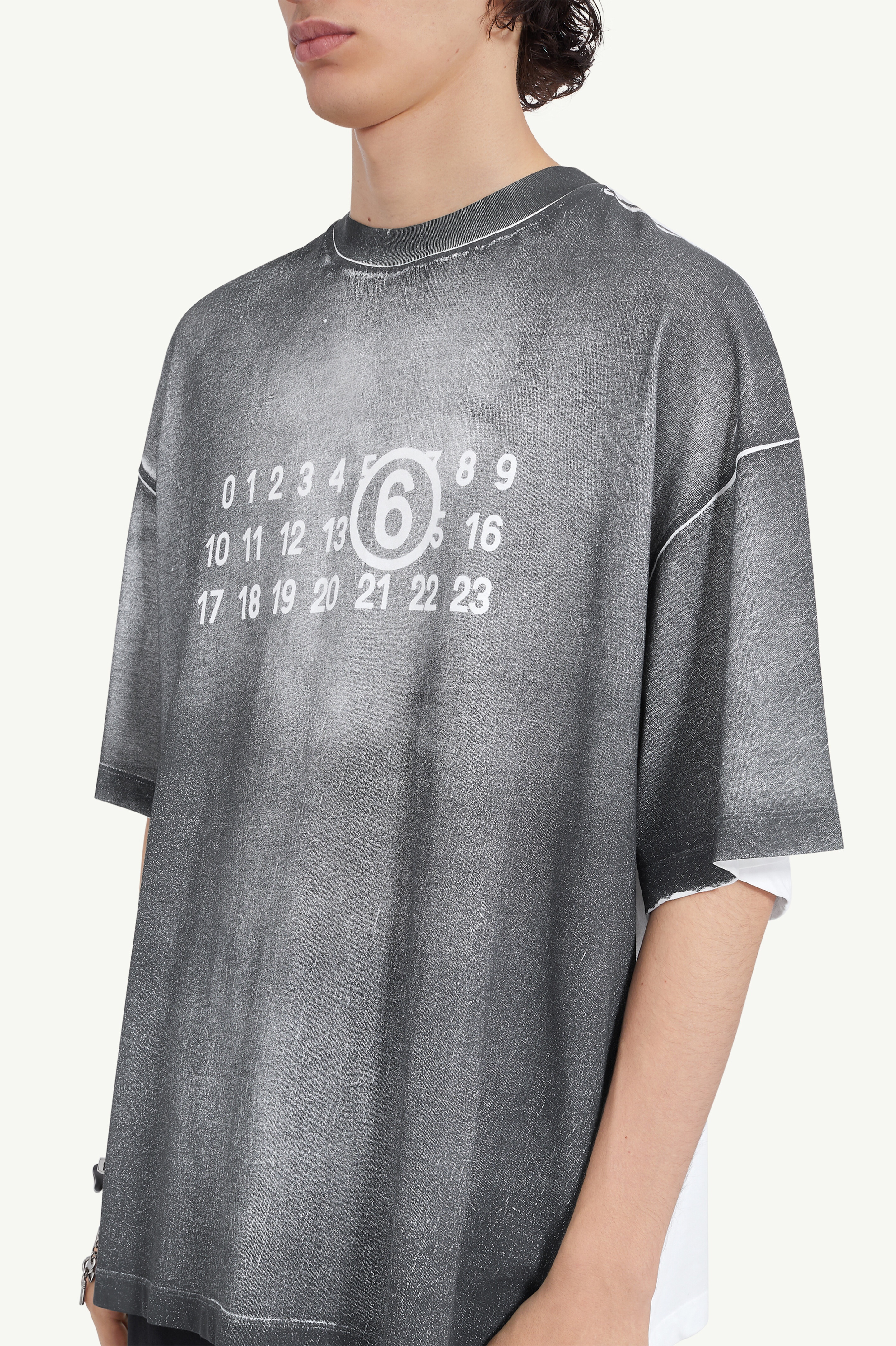 Oversized T-shirt - 5